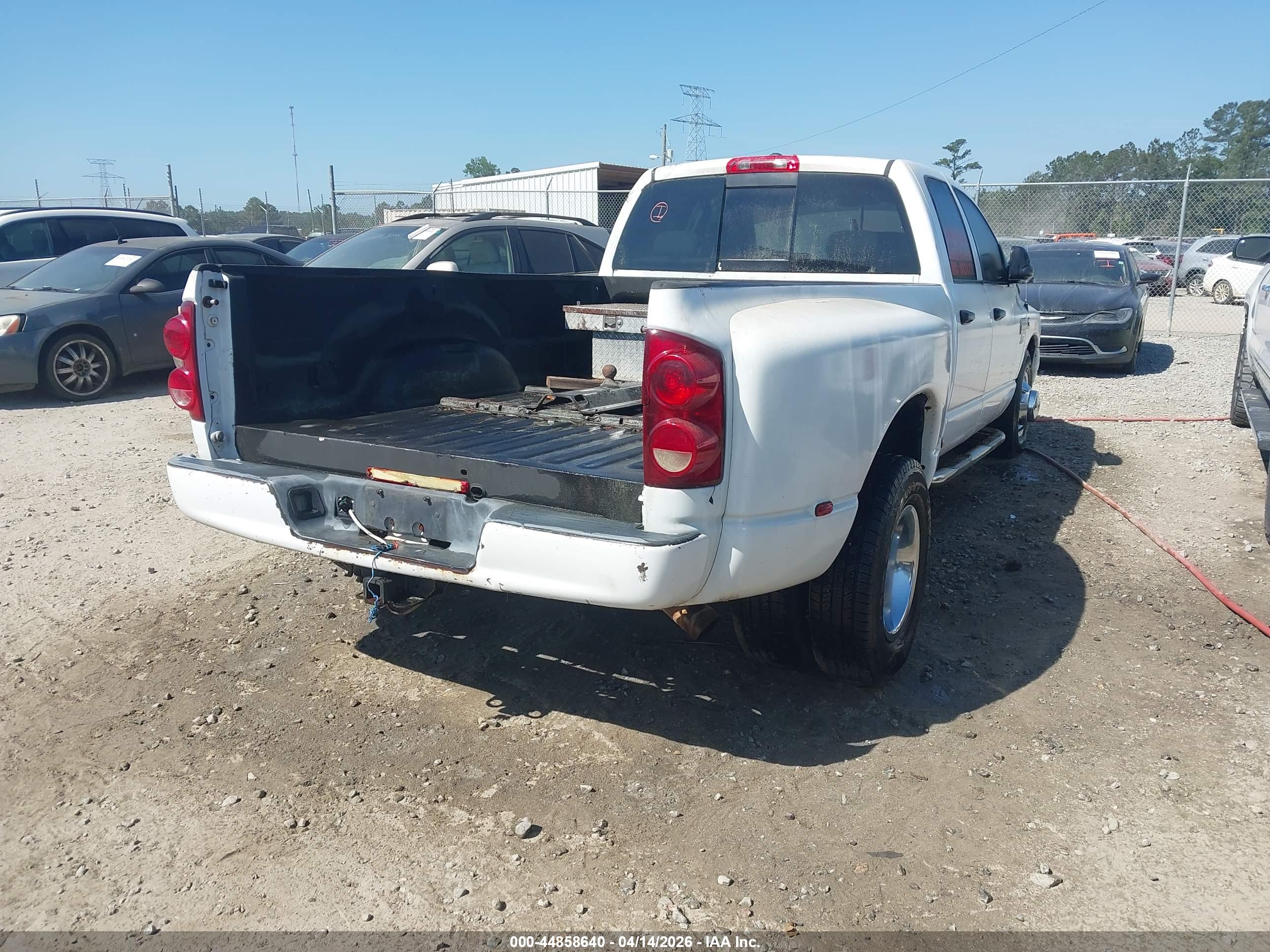 DODGE RAM image 4