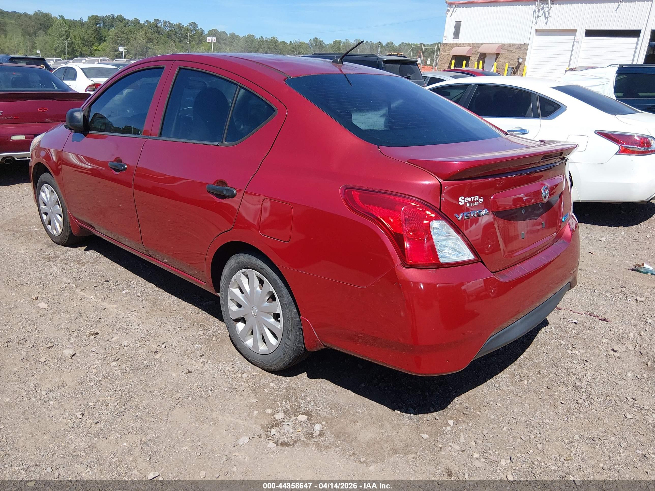 NISSAN VERSA image 3