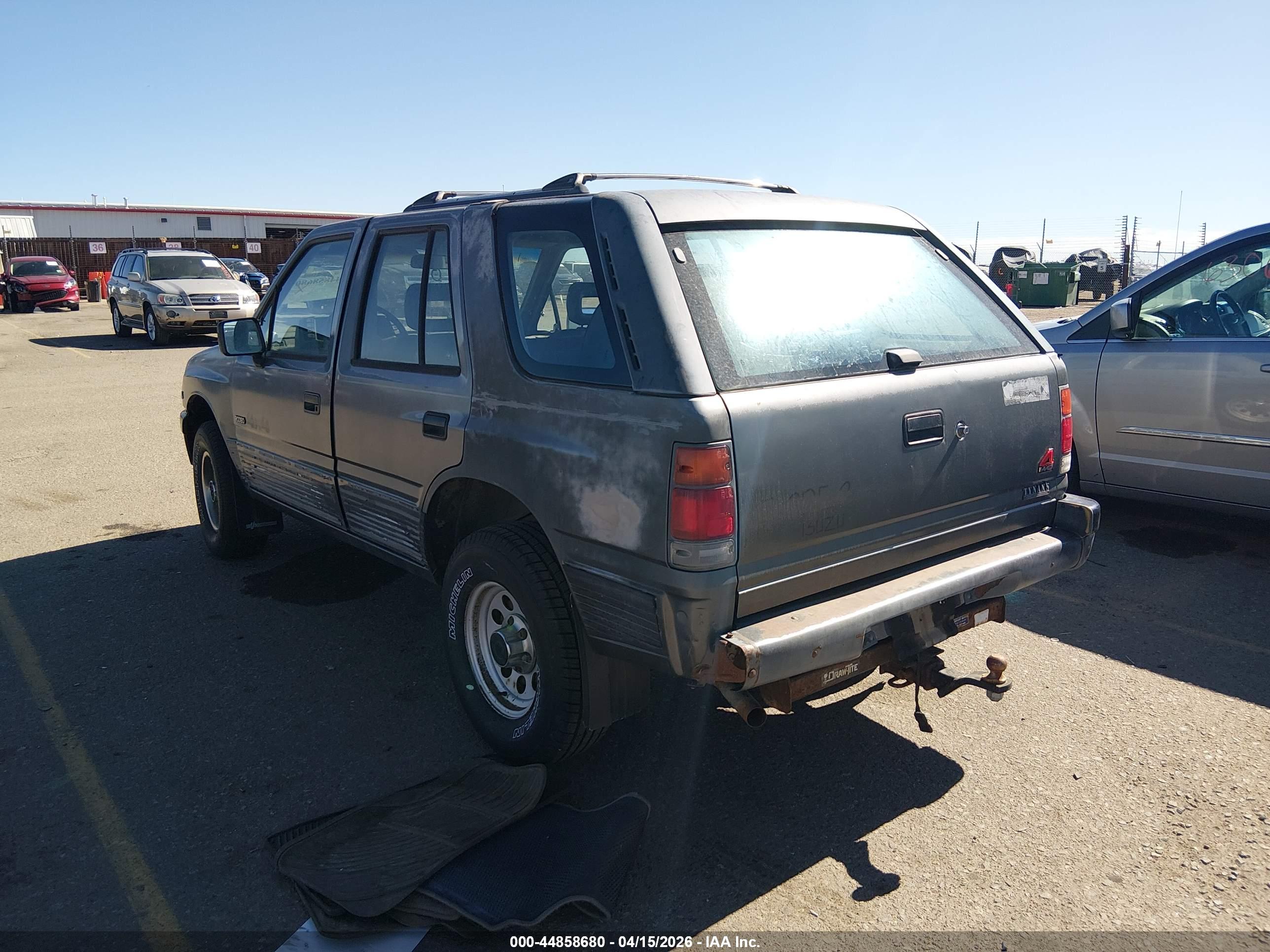 ISUZU RODEO image 3