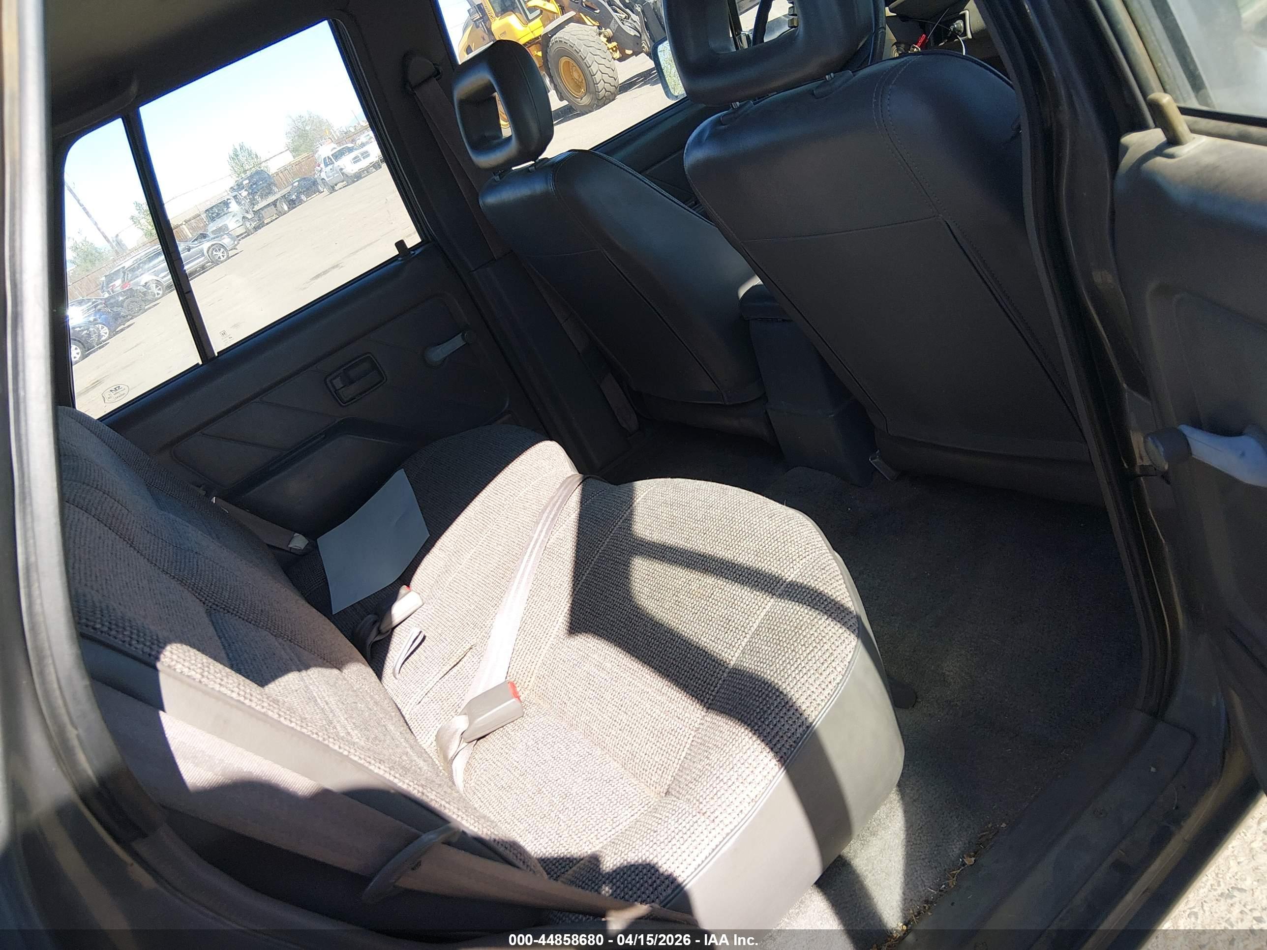ISUZU RODEO image 8