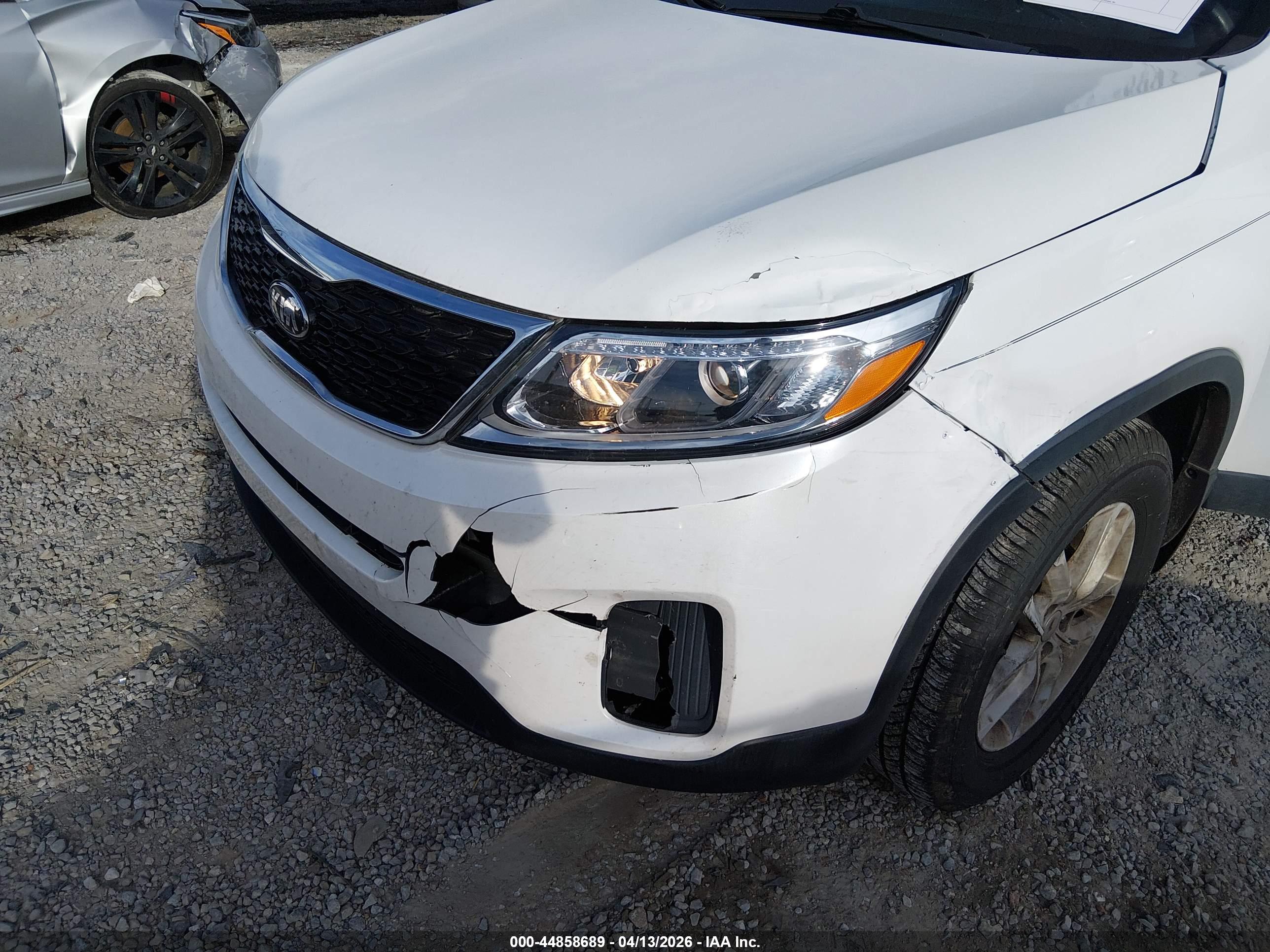 KIA SORENTO image 6