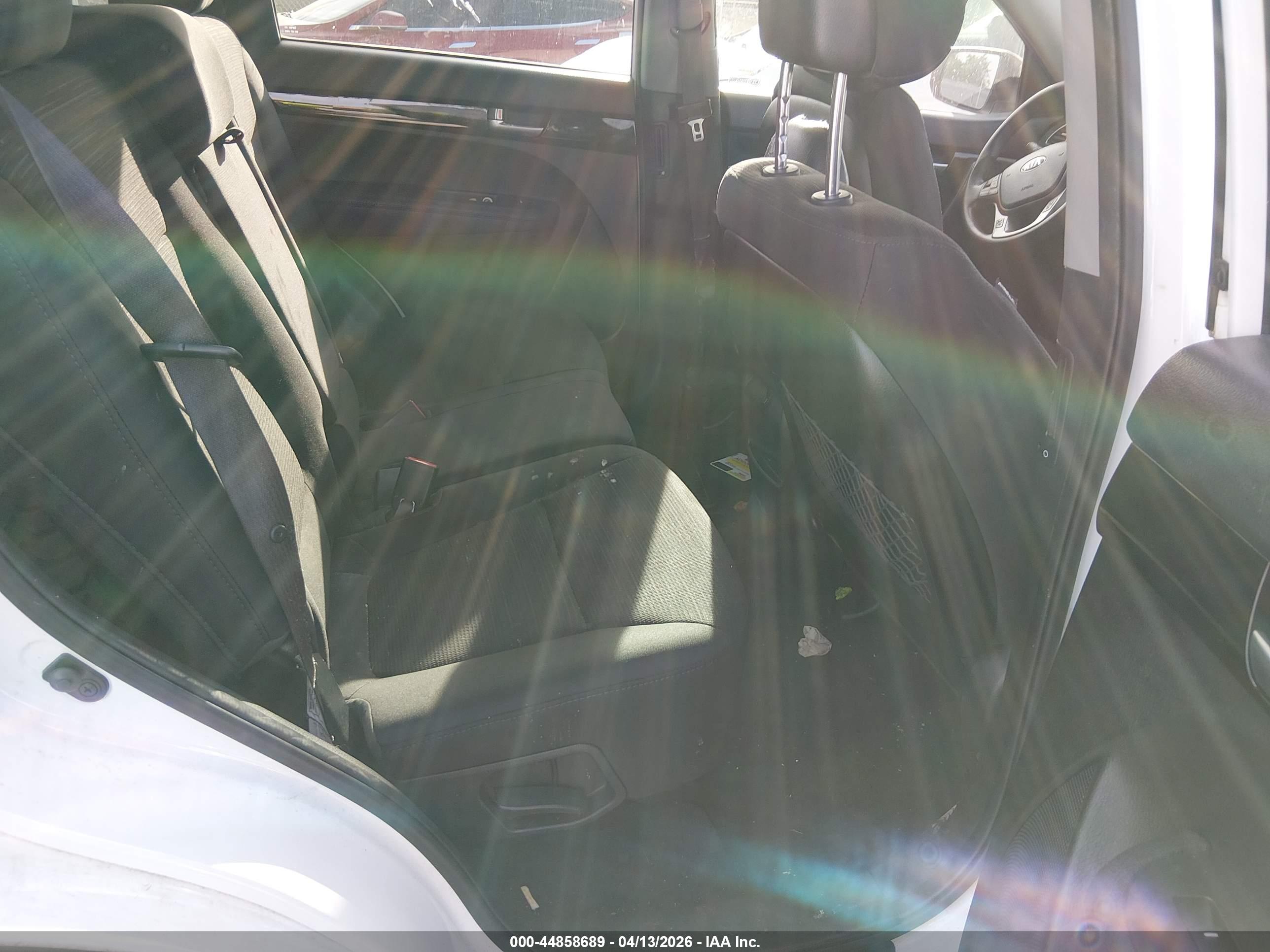 KIA SORENTO image 8