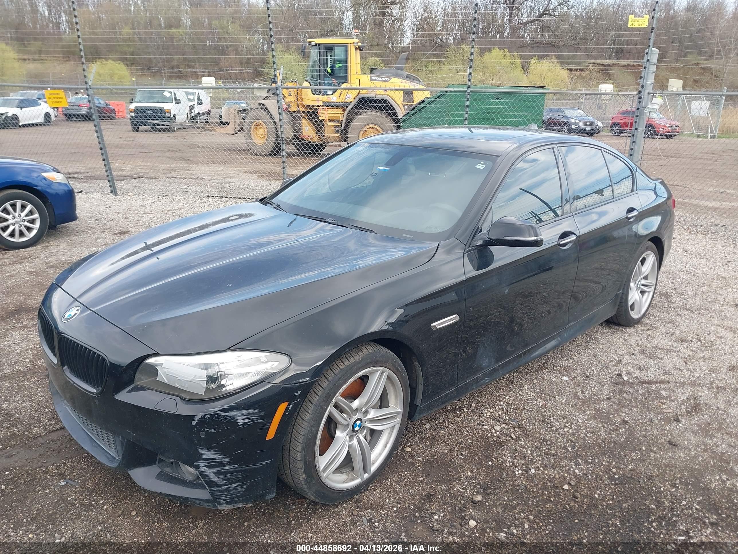 BMW 550I image 2