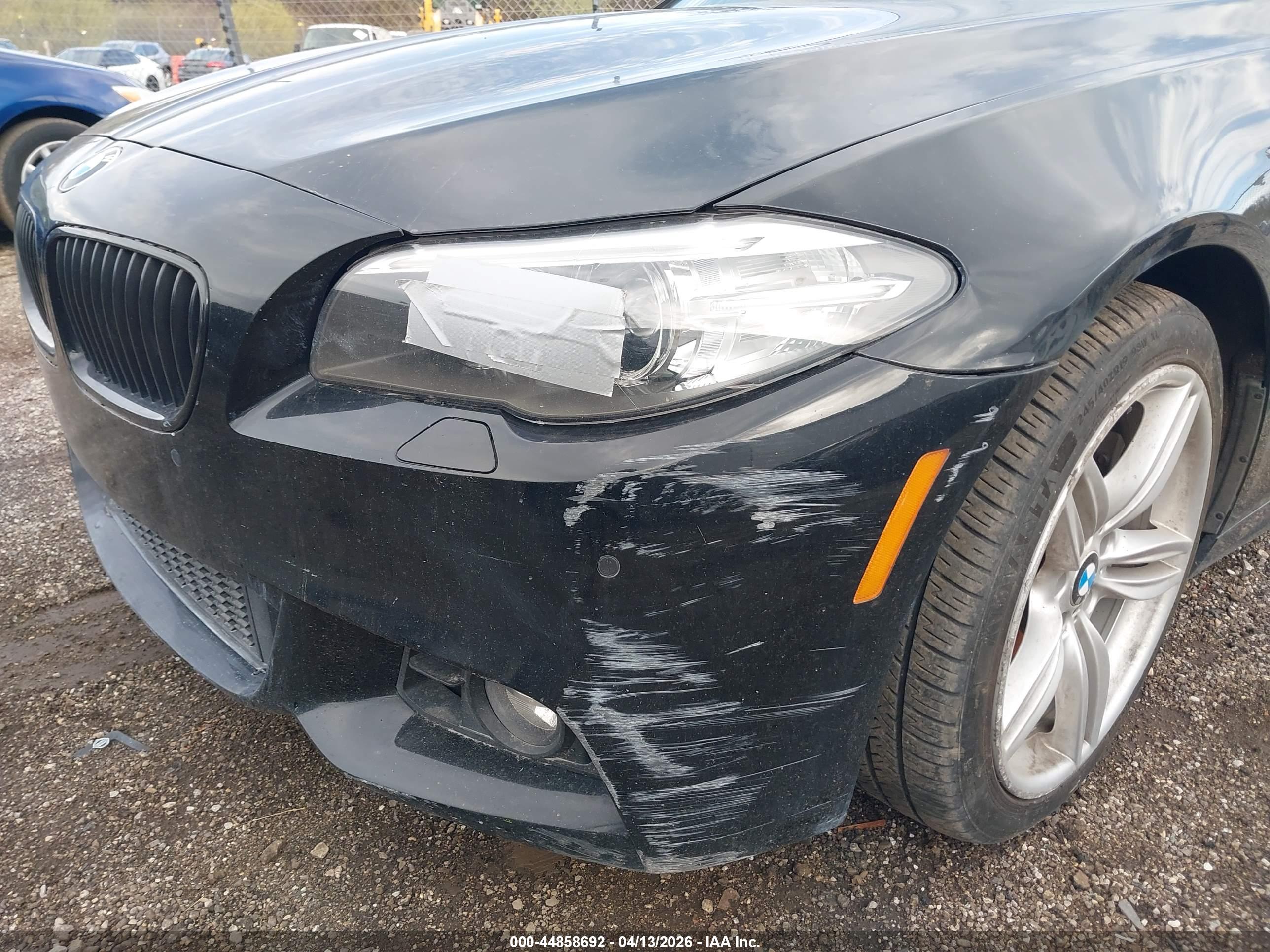 BMW 550I image 6