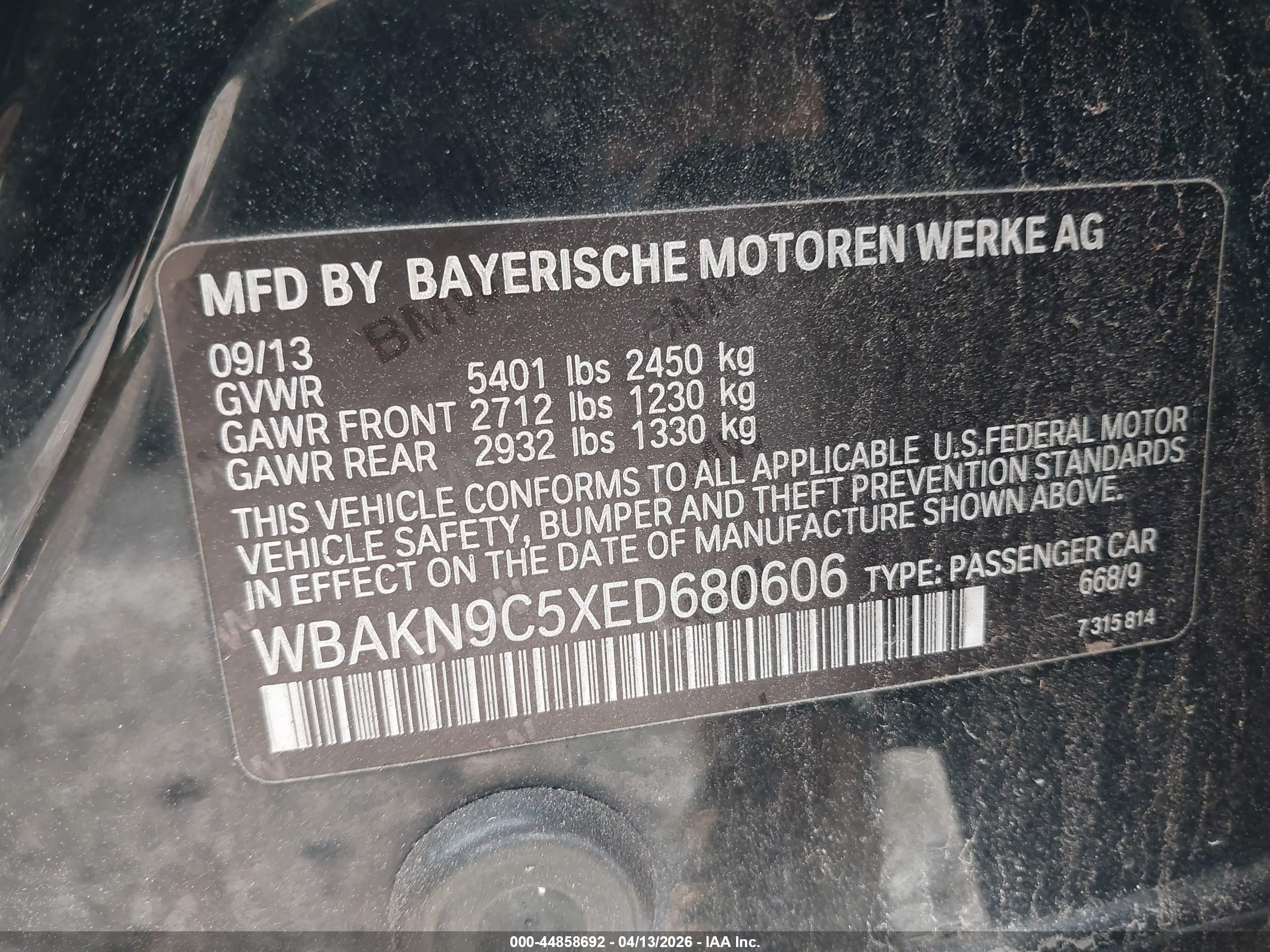 BMW 550I image 9