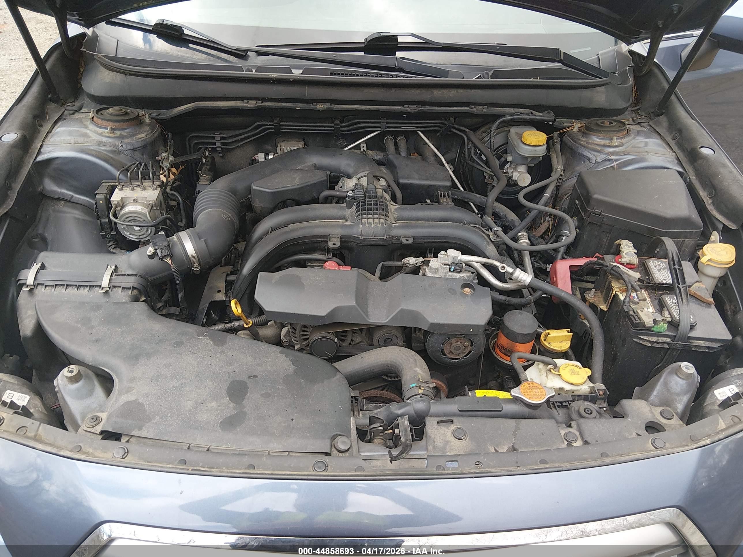SUBARU OUTBACK image 10