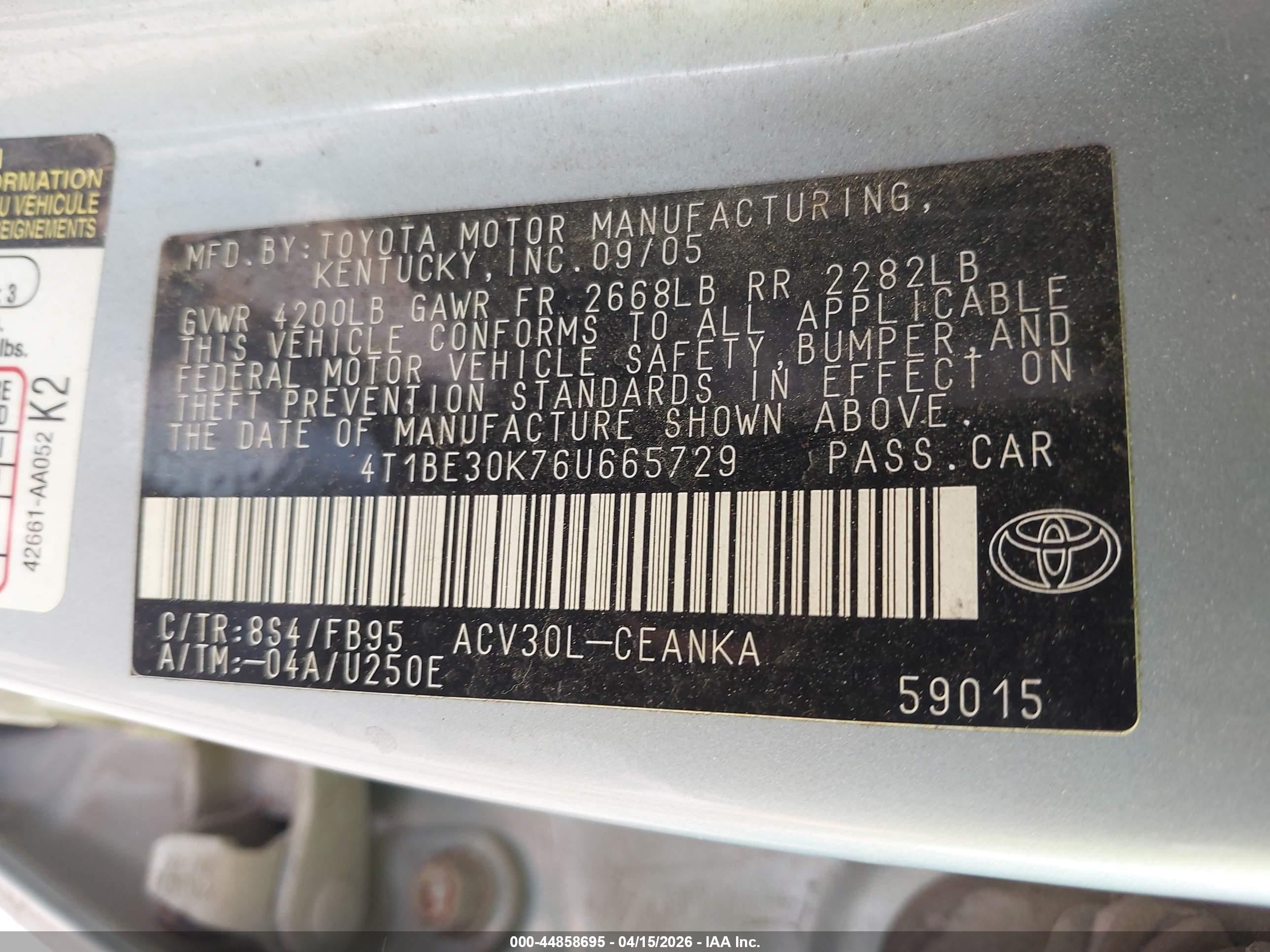 TOYOTA CAMRY image 9