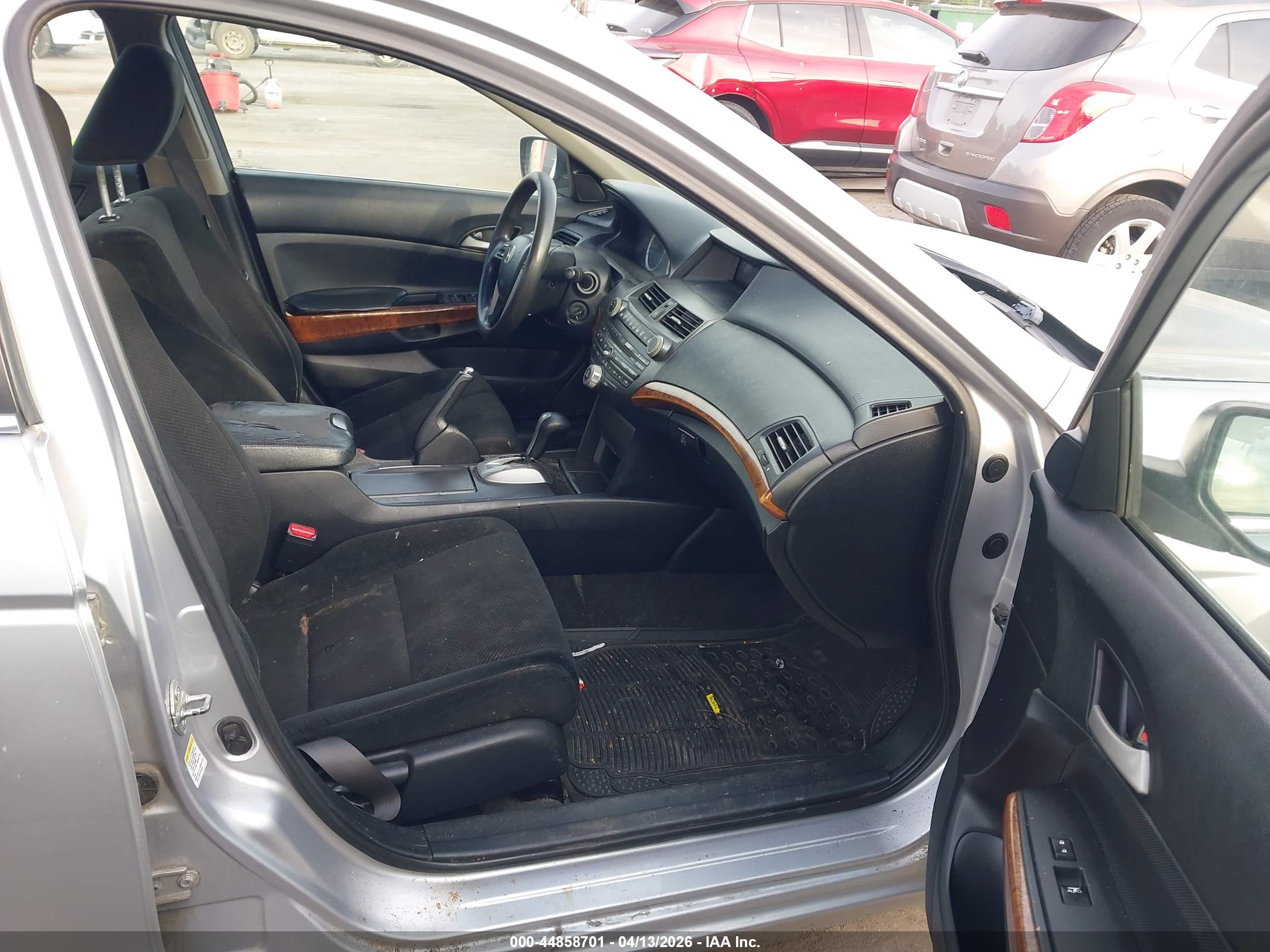 HONDA ACCORD image 5