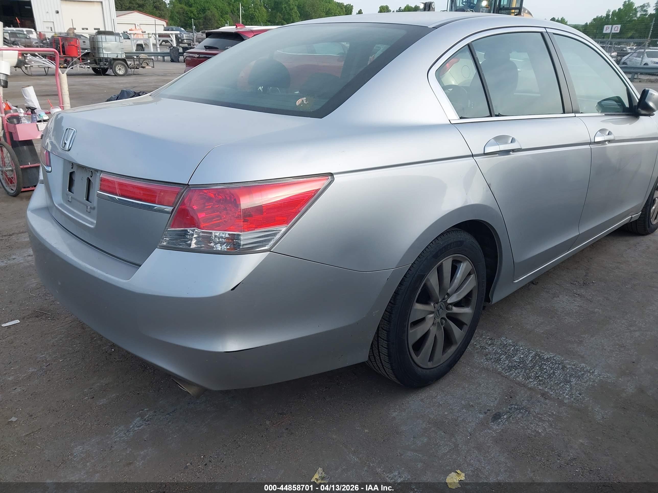 HONDA ACCORD image 6