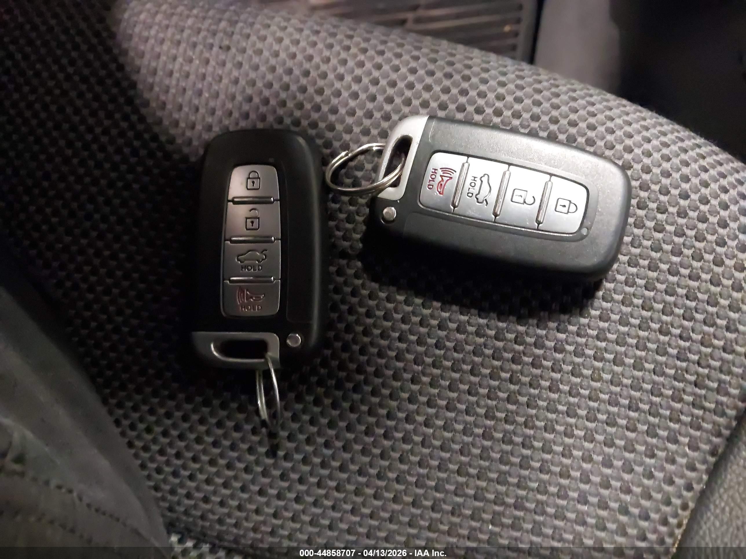HYUNDAI SONATA image 11