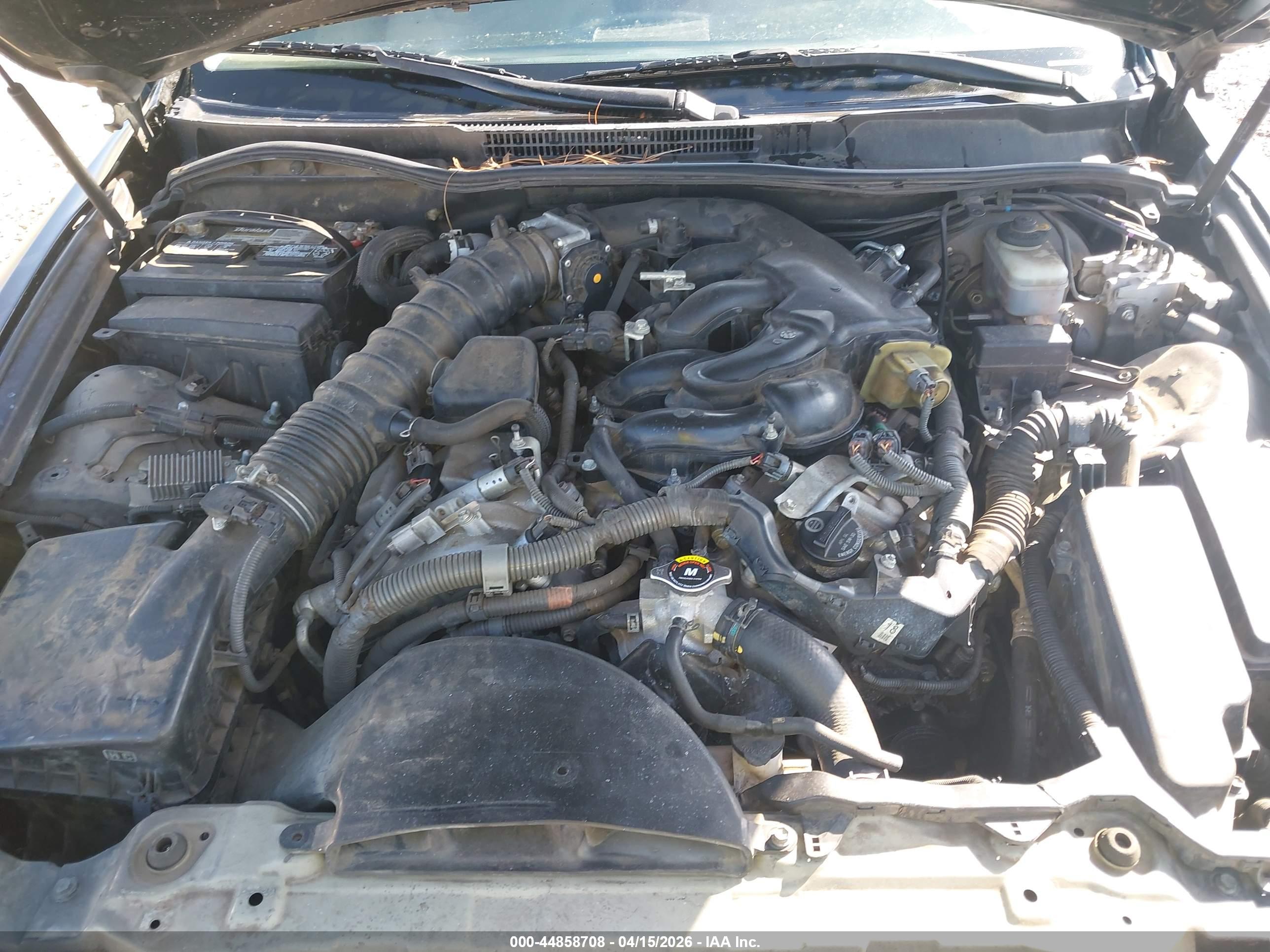 LEXUS IS image 10