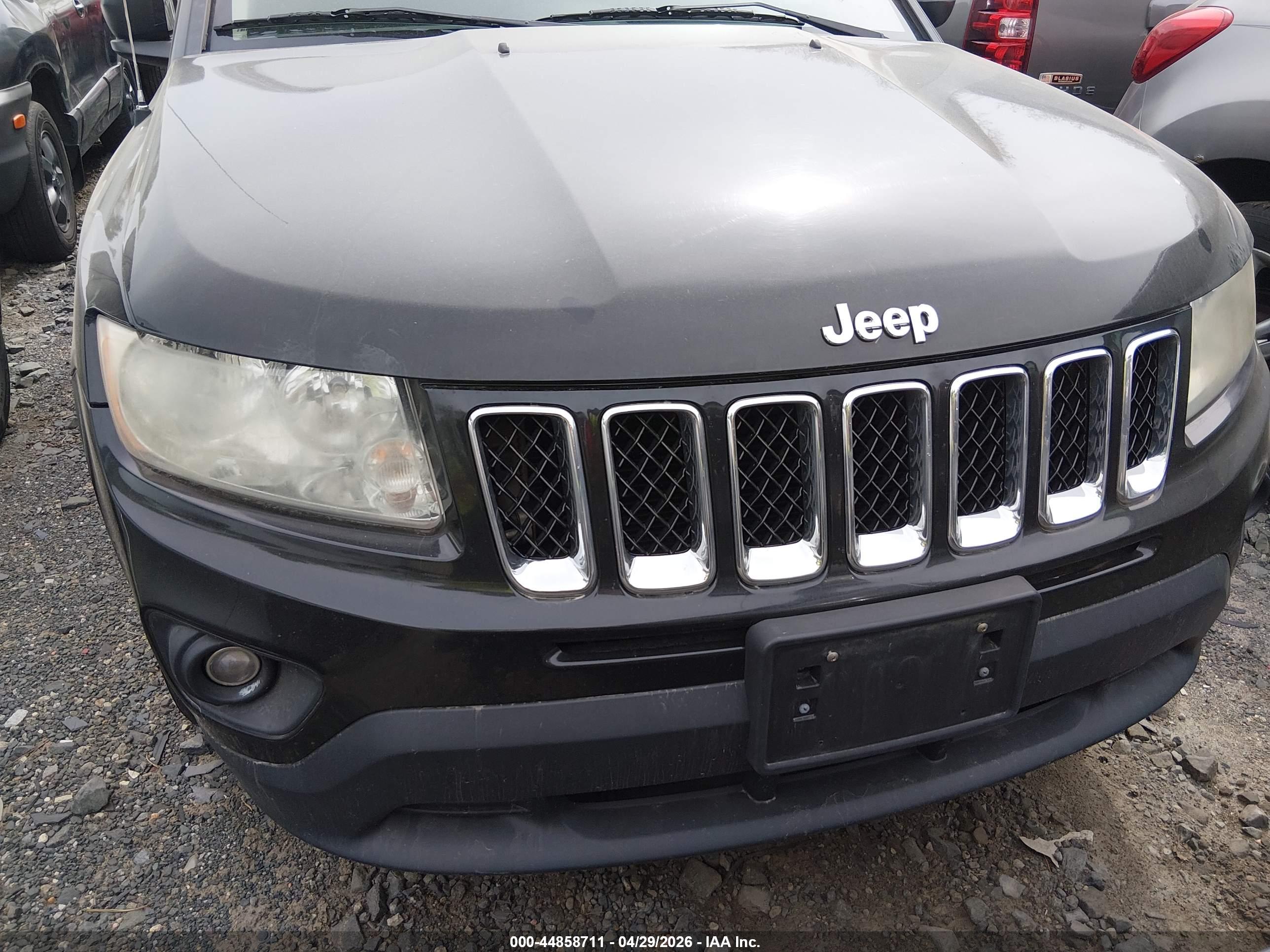 JEEP COMPASS image 6