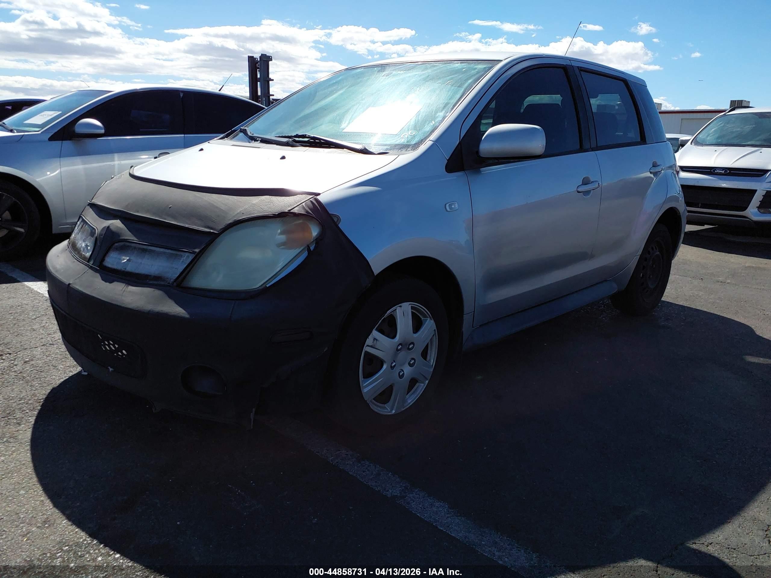 SCION XA image 2