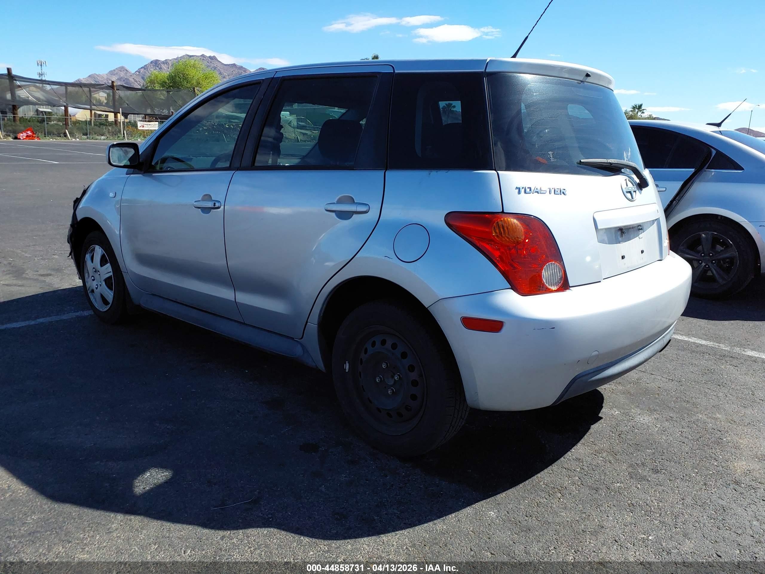 SCION XA image 3
