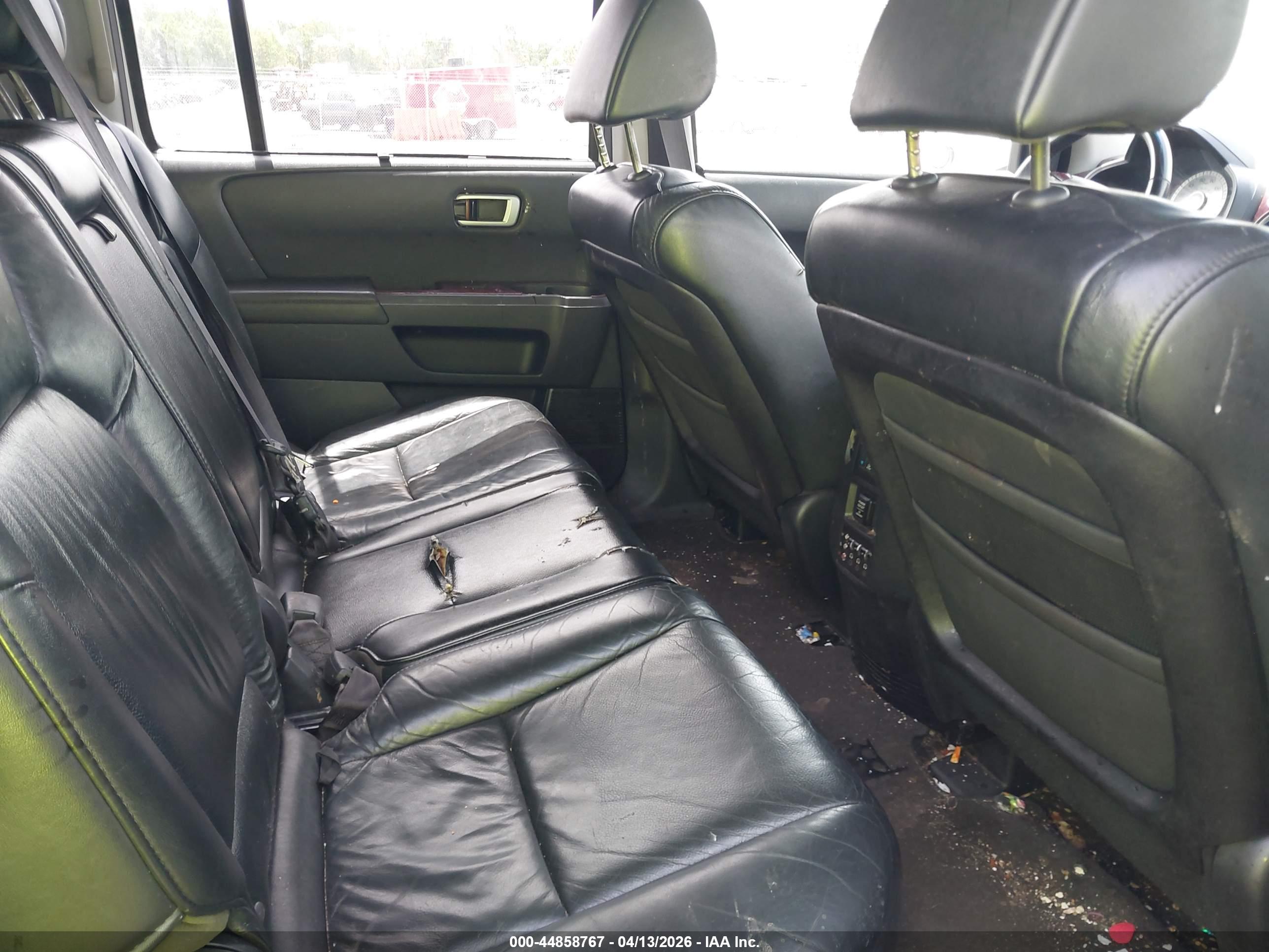 HONDA PILOT image 8