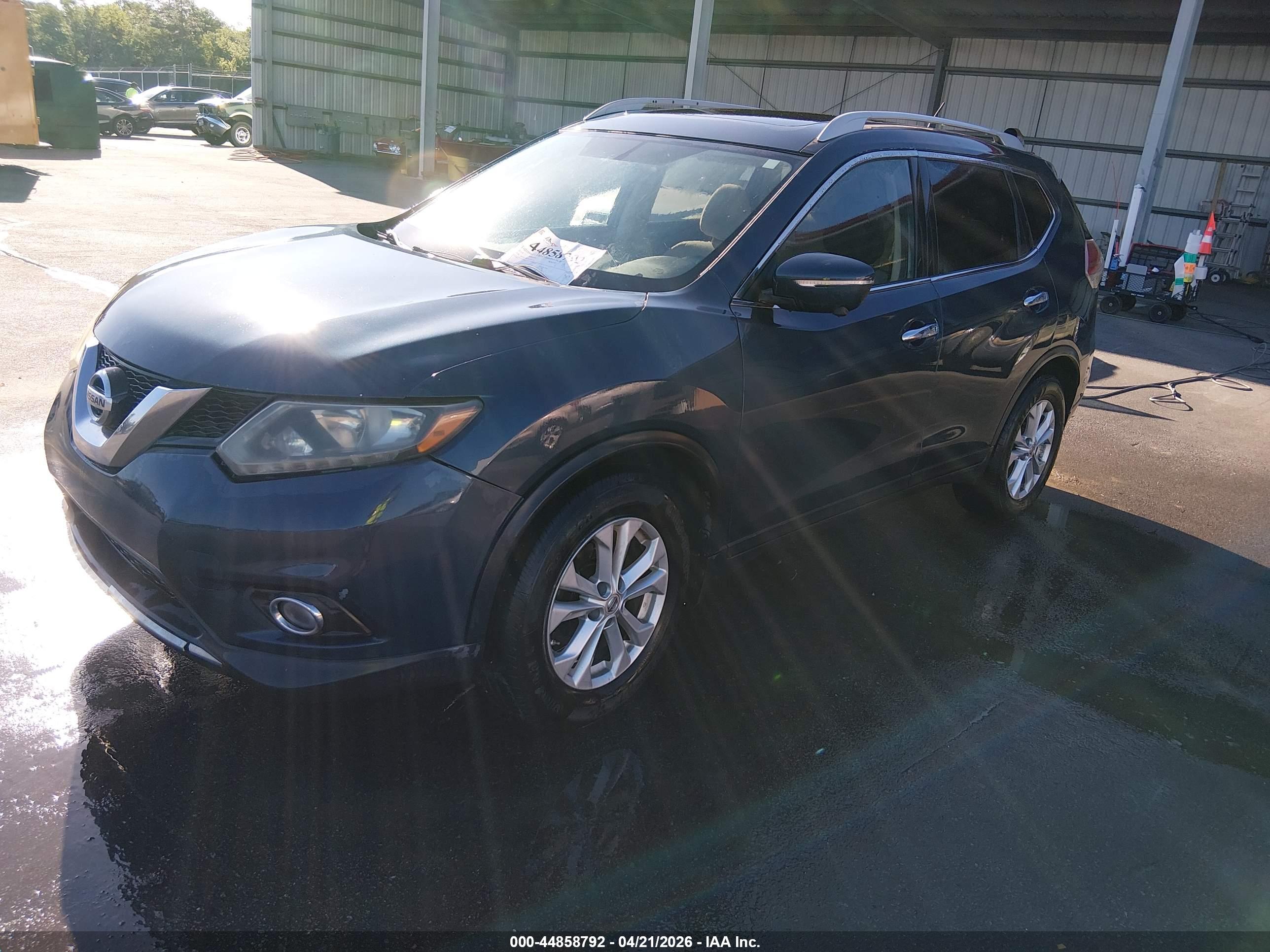 NISSAN ROGUE image 2