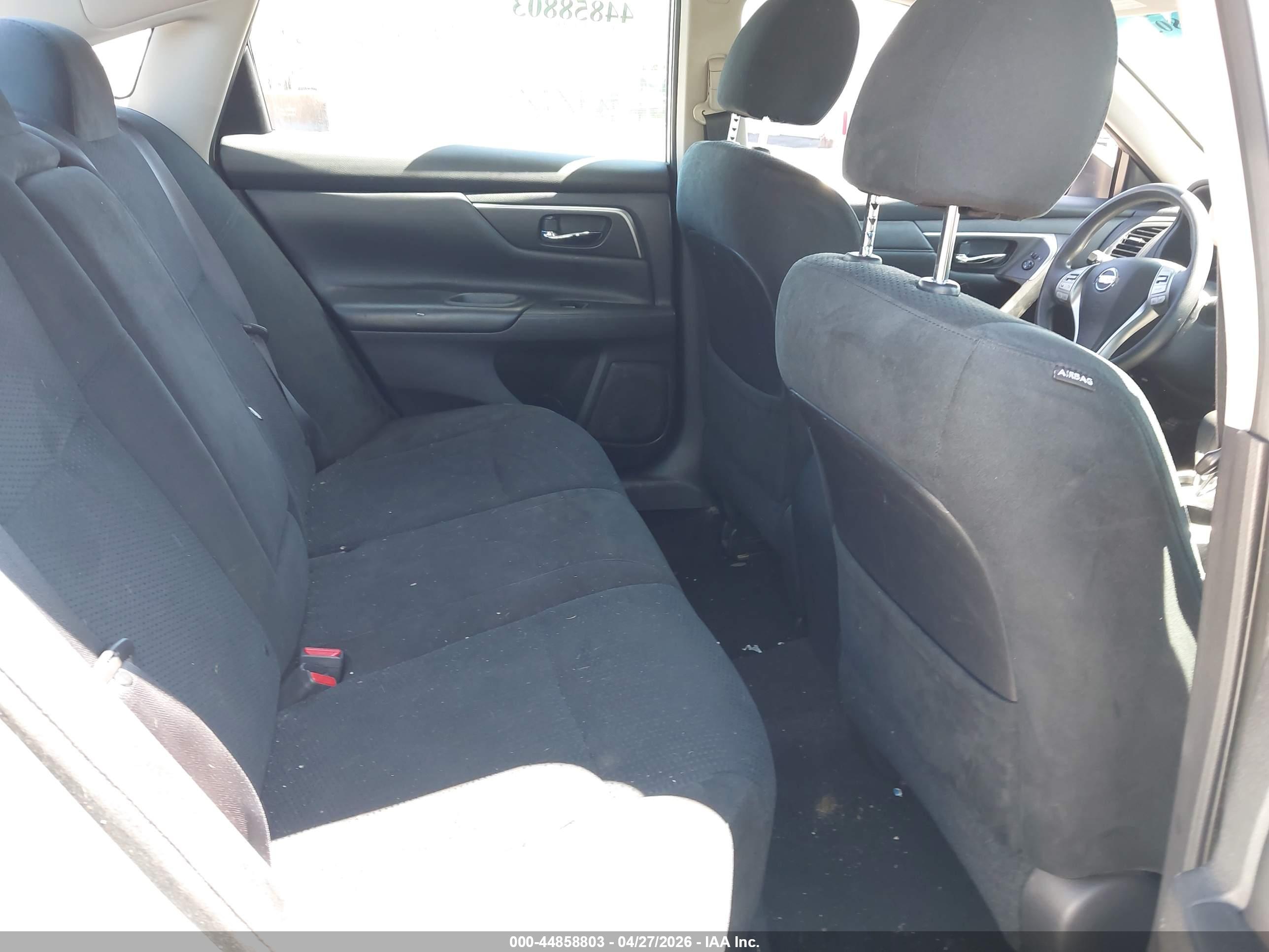 NISSAN ALTIMA image 8