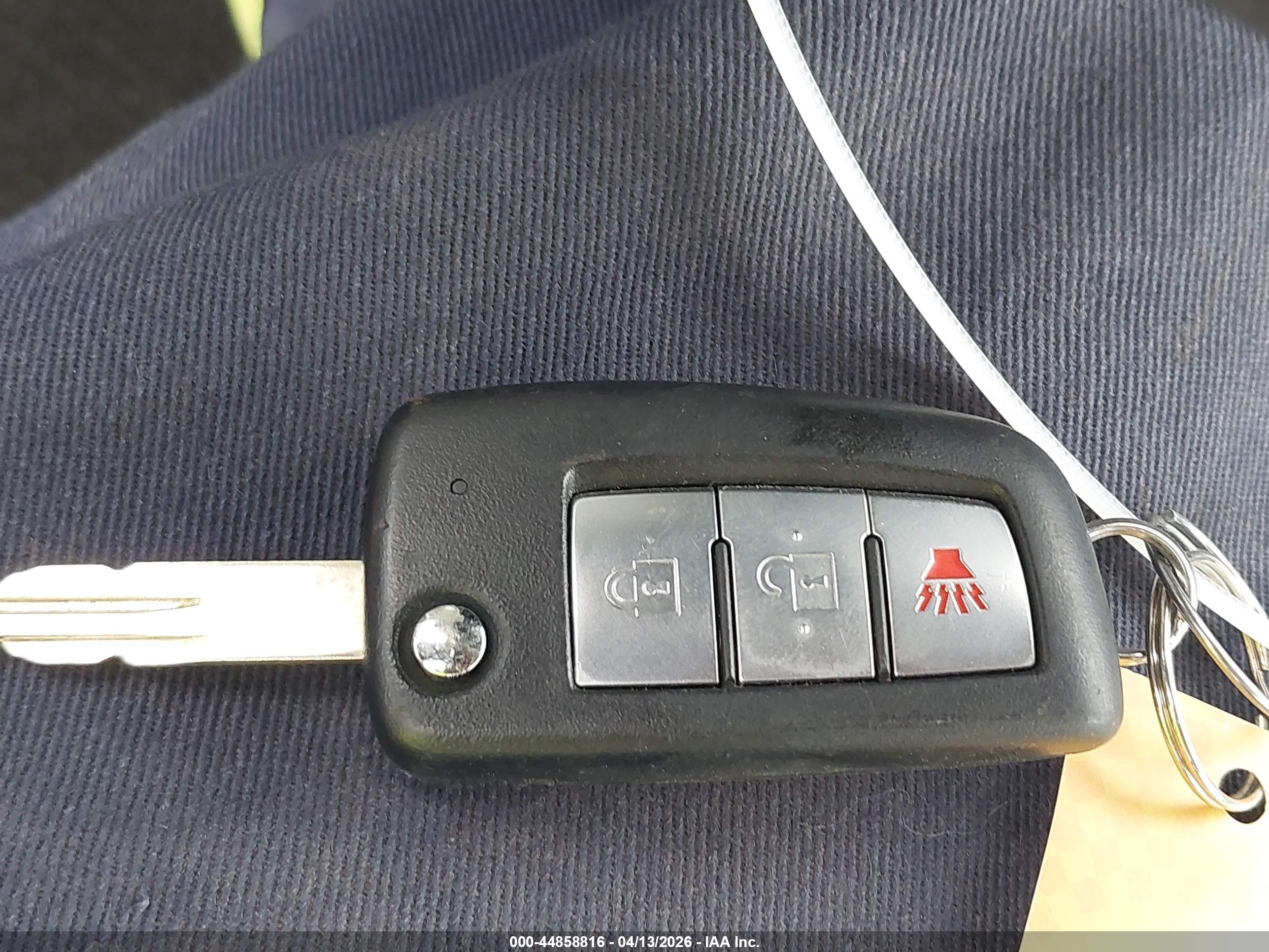 NISSAN ROGUE image 11