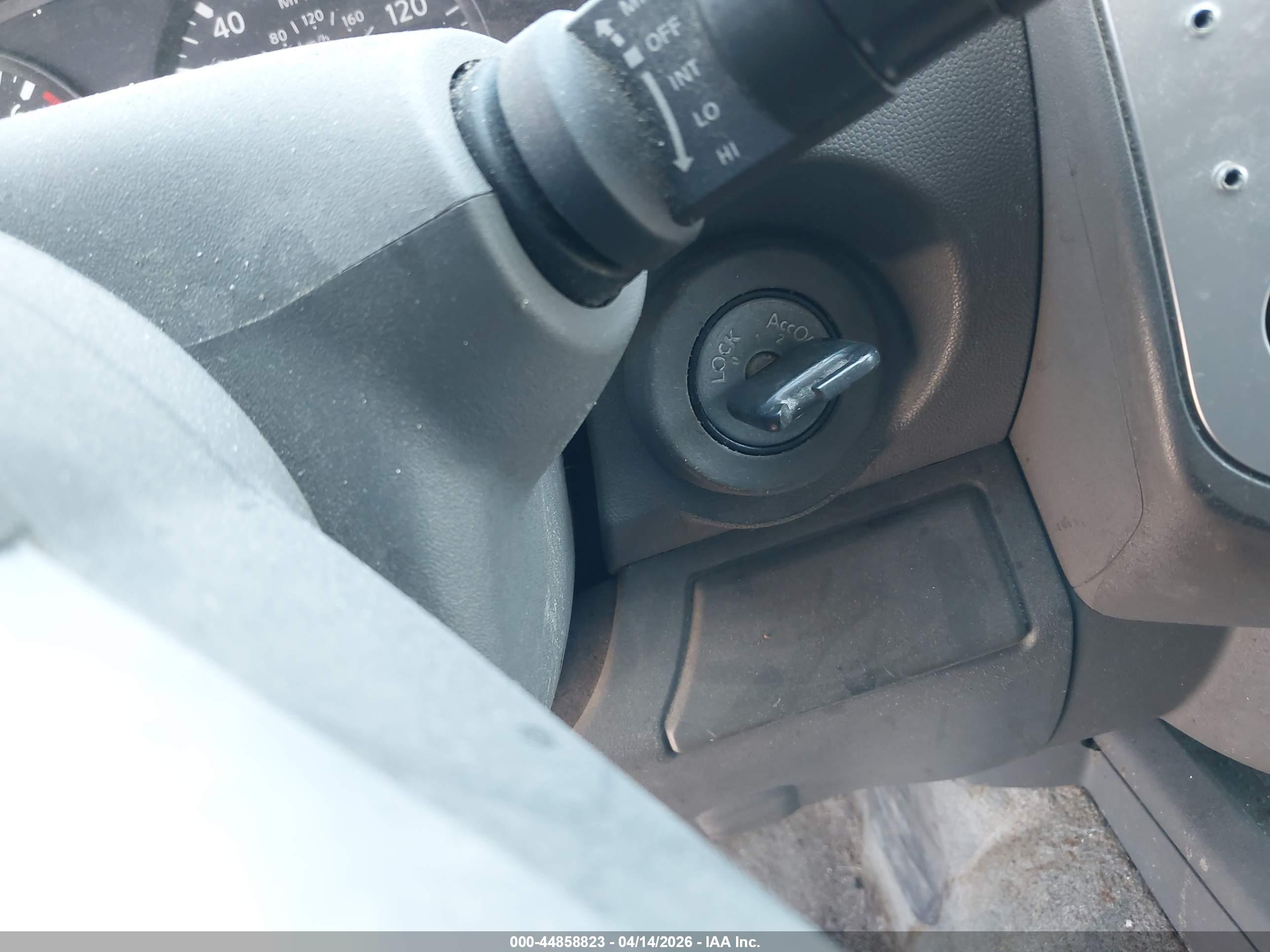 NISSAN FRONTIER image 11