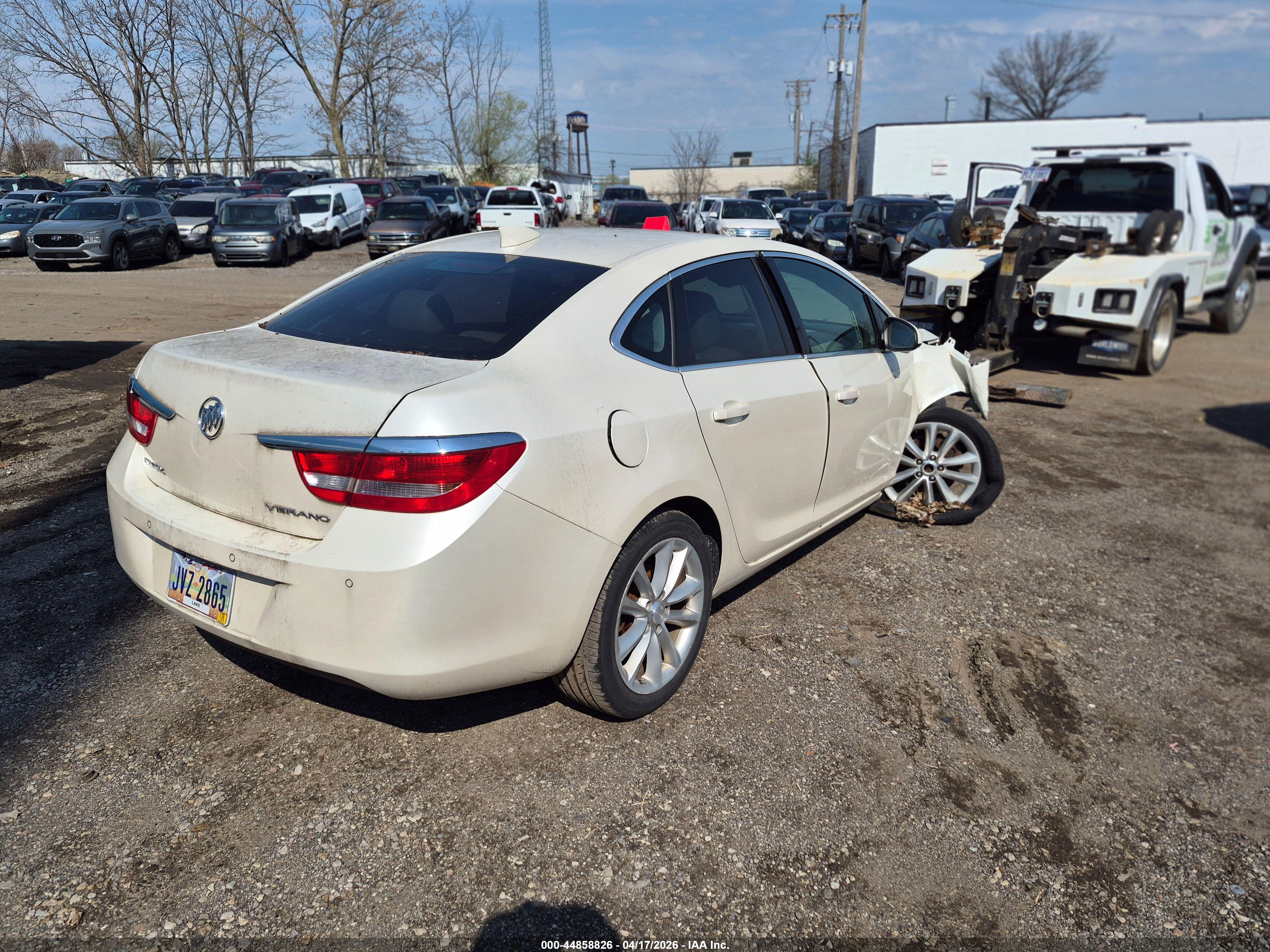 BUICK VERANO image 4