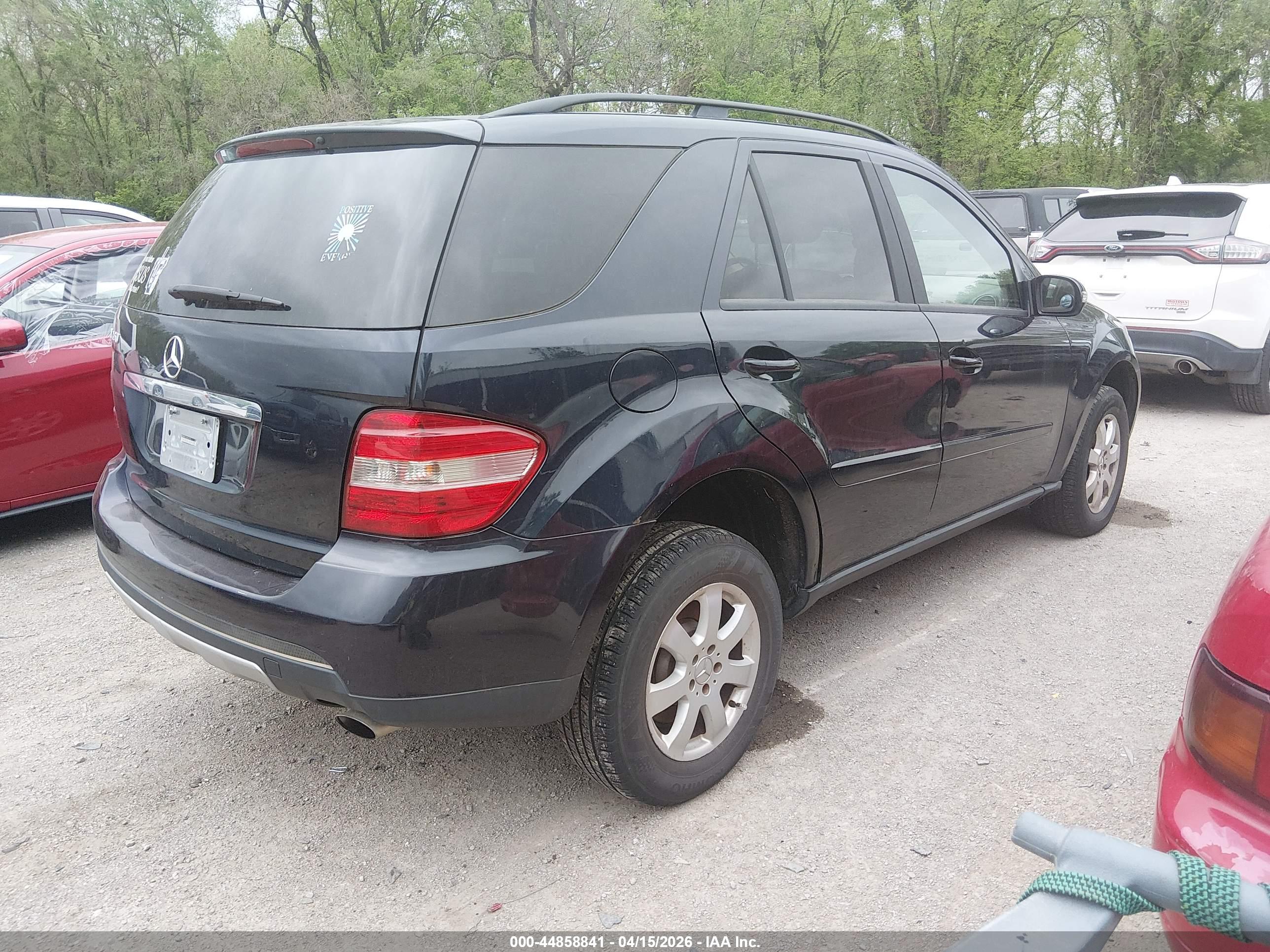 MERCEDES-BENZ ML image 4