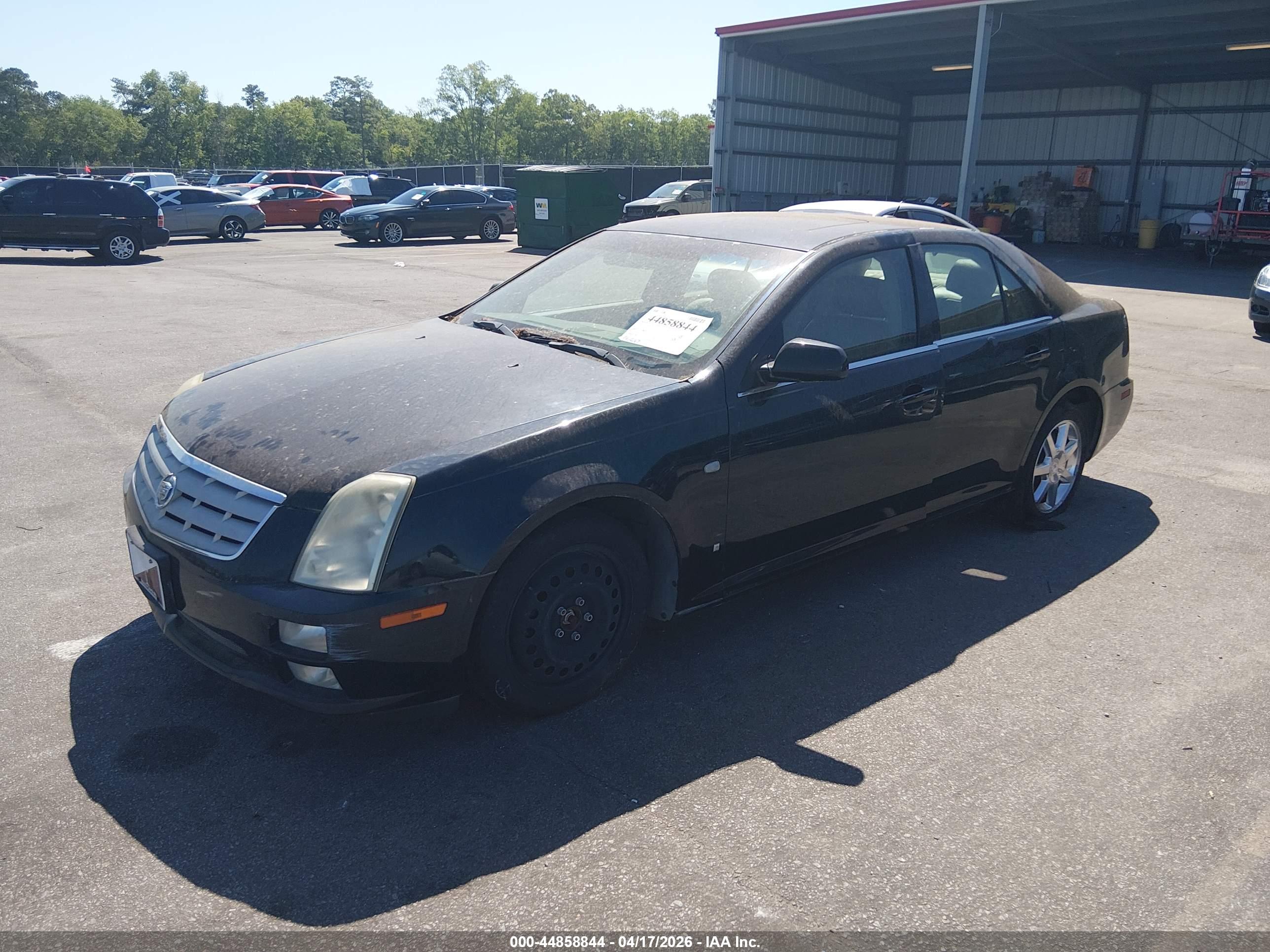 CADILLAC STS image 2