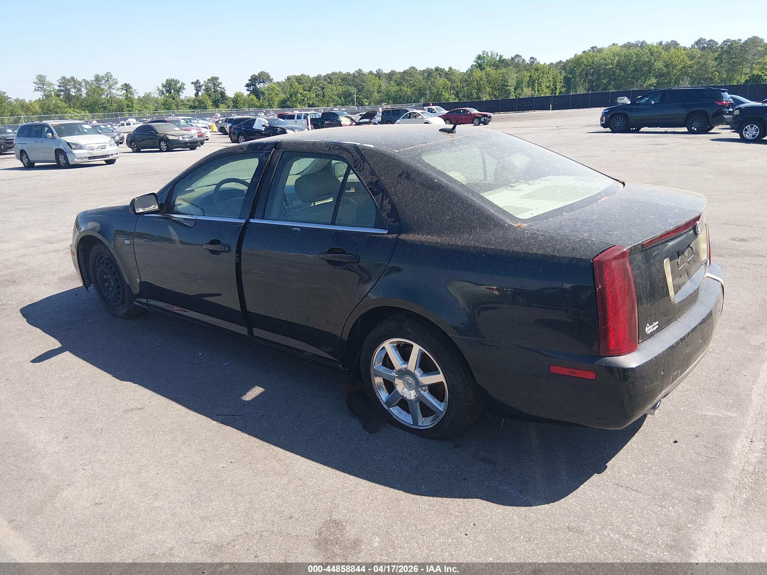 CADILLAC STS image 3