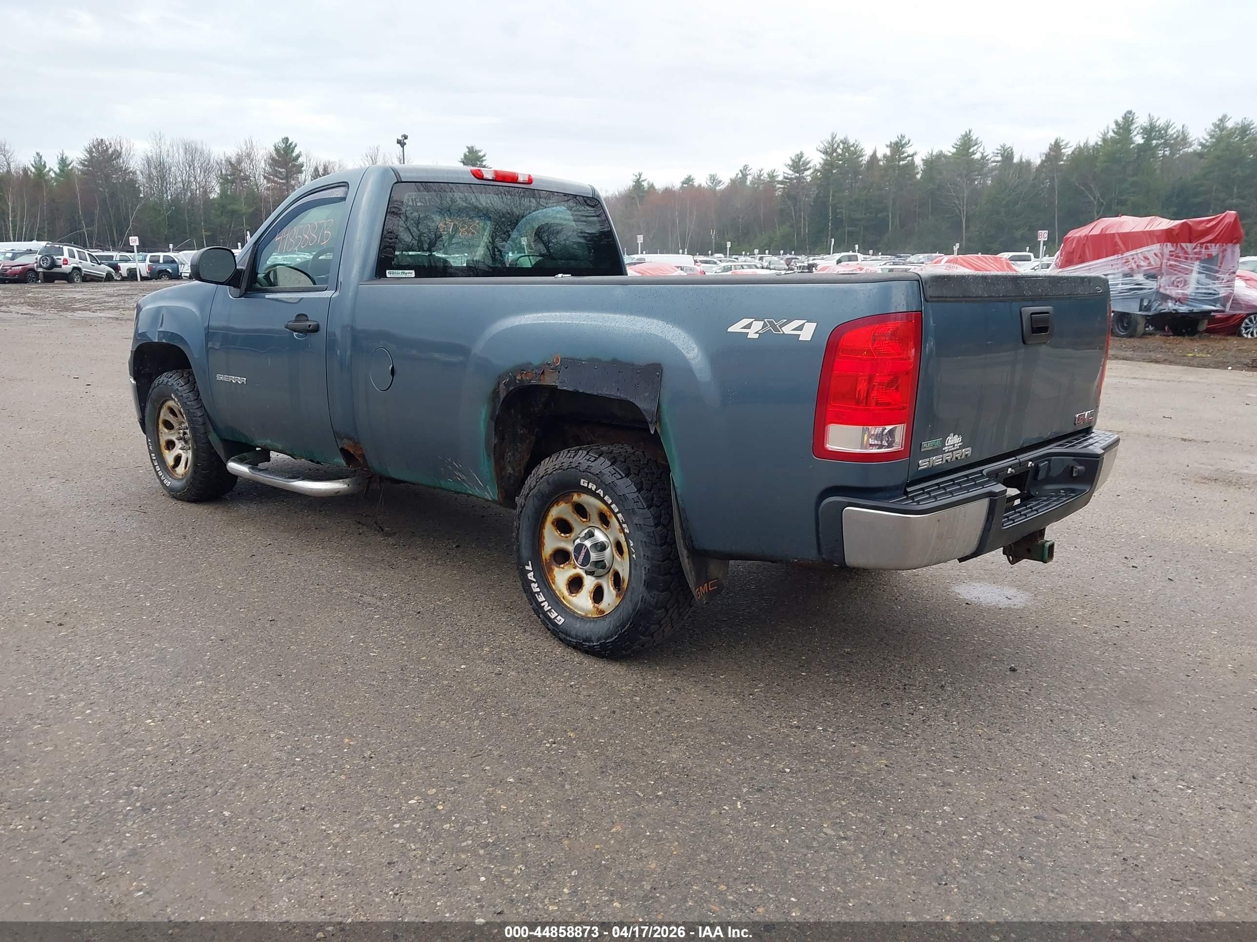 GMC SIERRA image 3