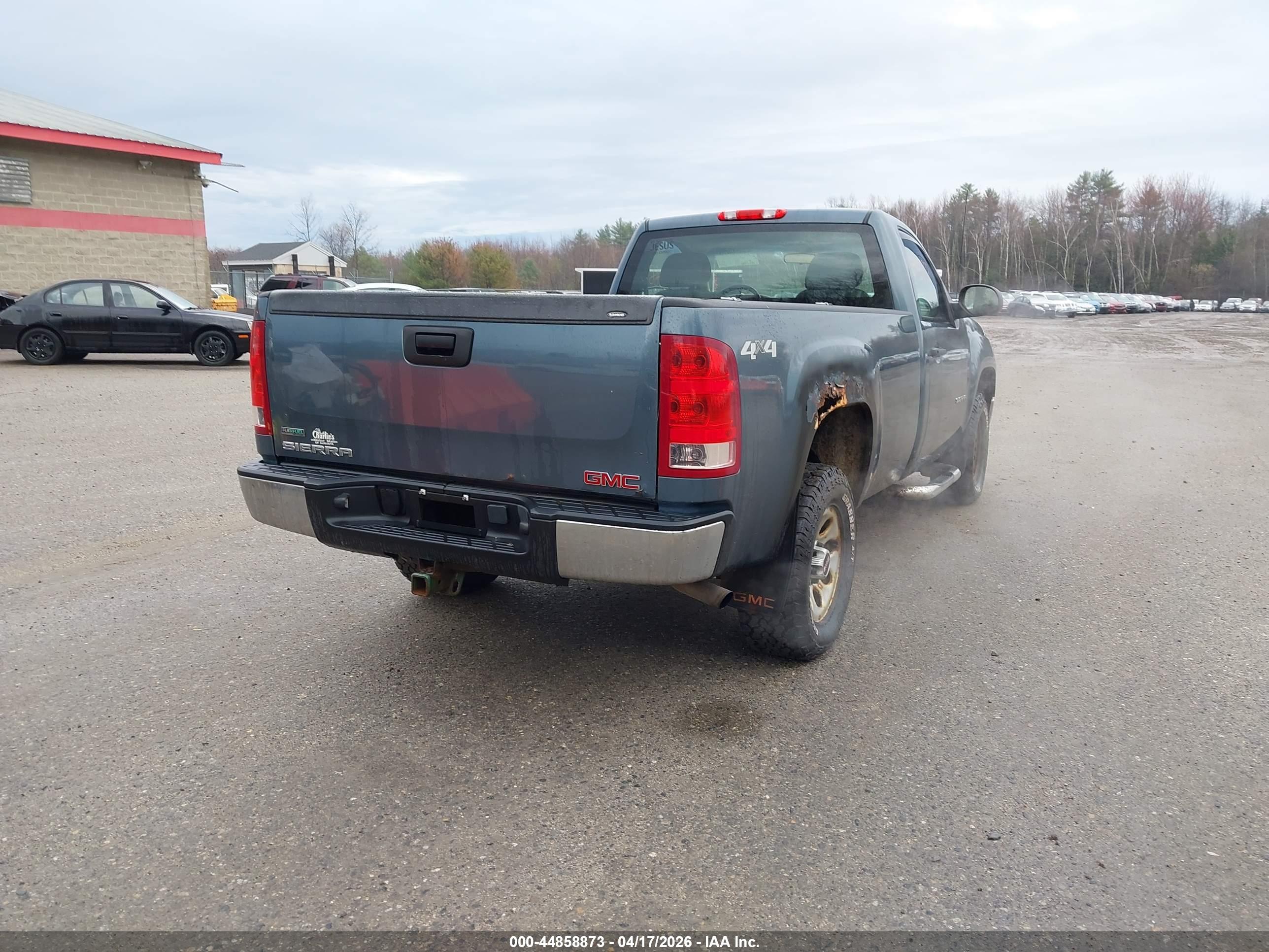 GMC SIERRA image 4
