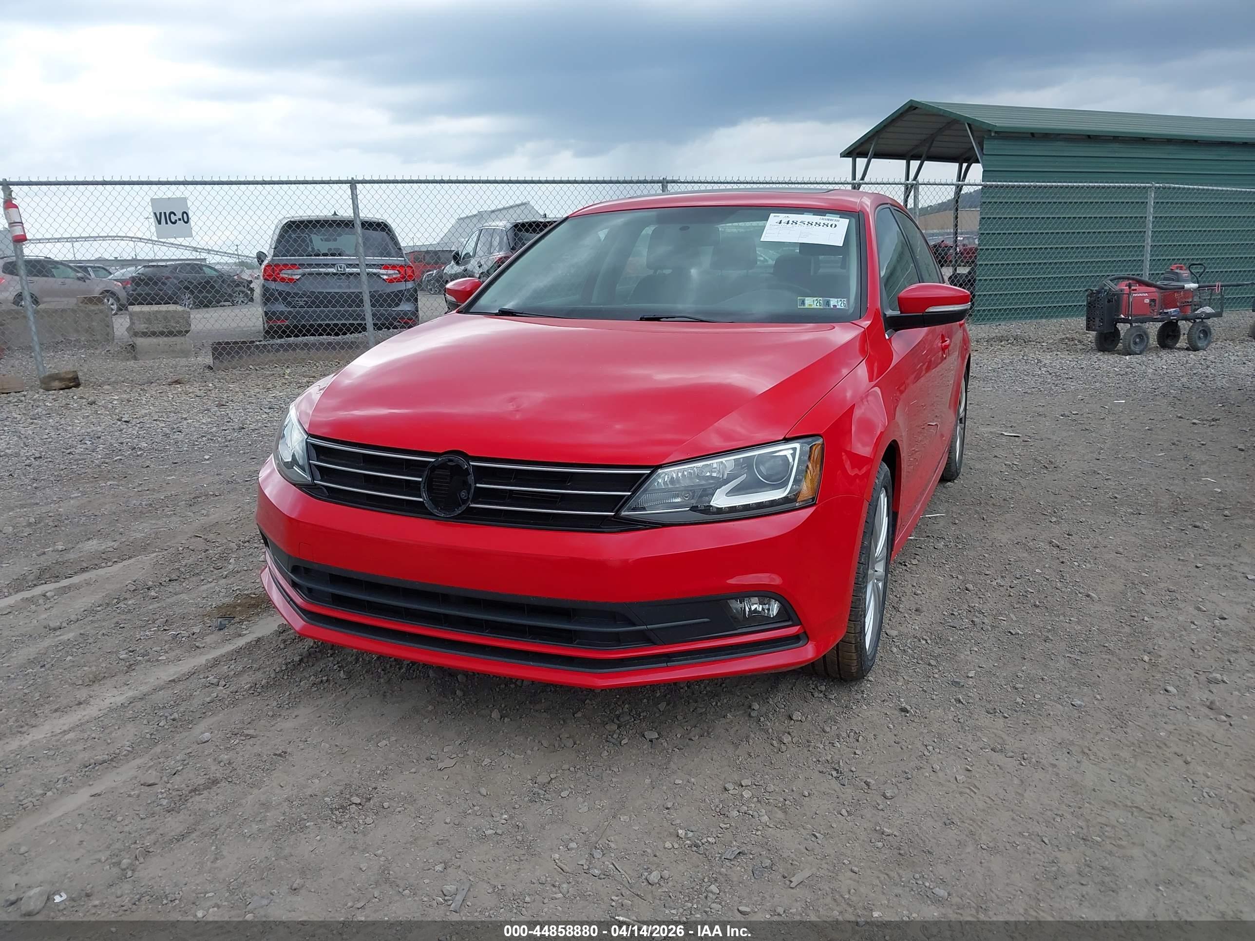 VOLKSWAGEN JETTA image 2