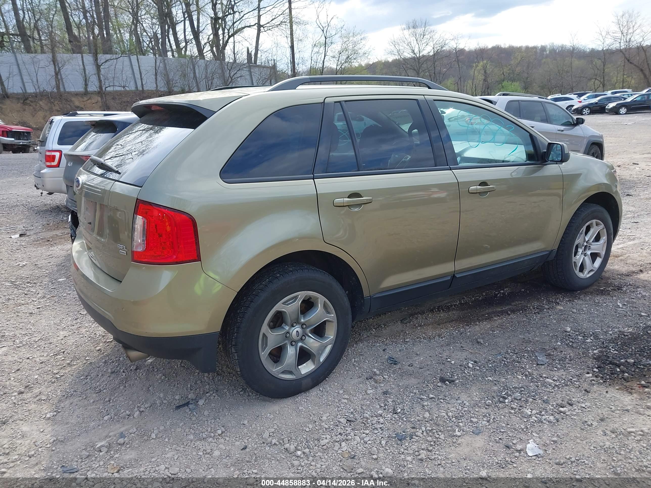 FORD EDGE image 4