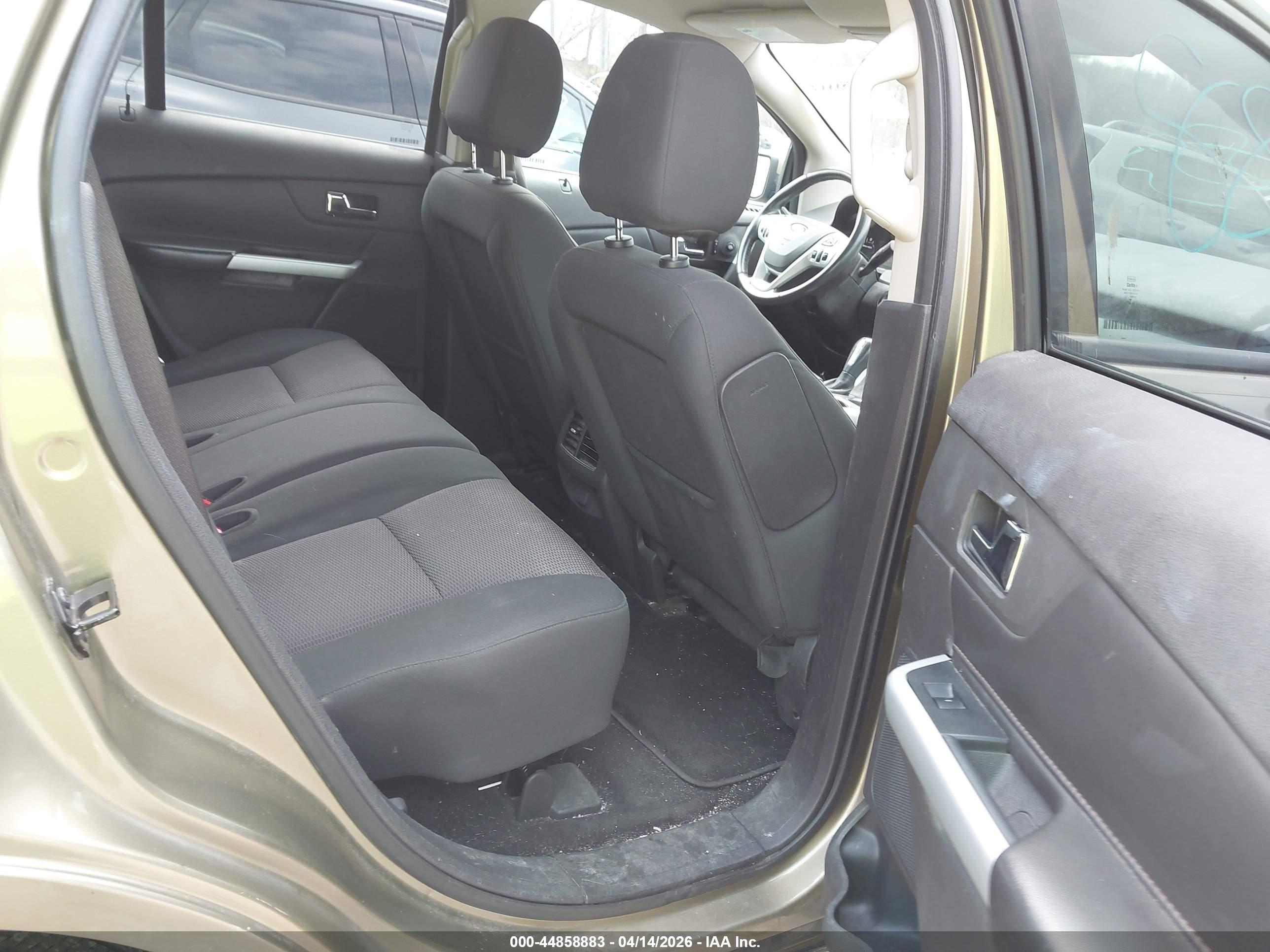 FORD EDGE image 8