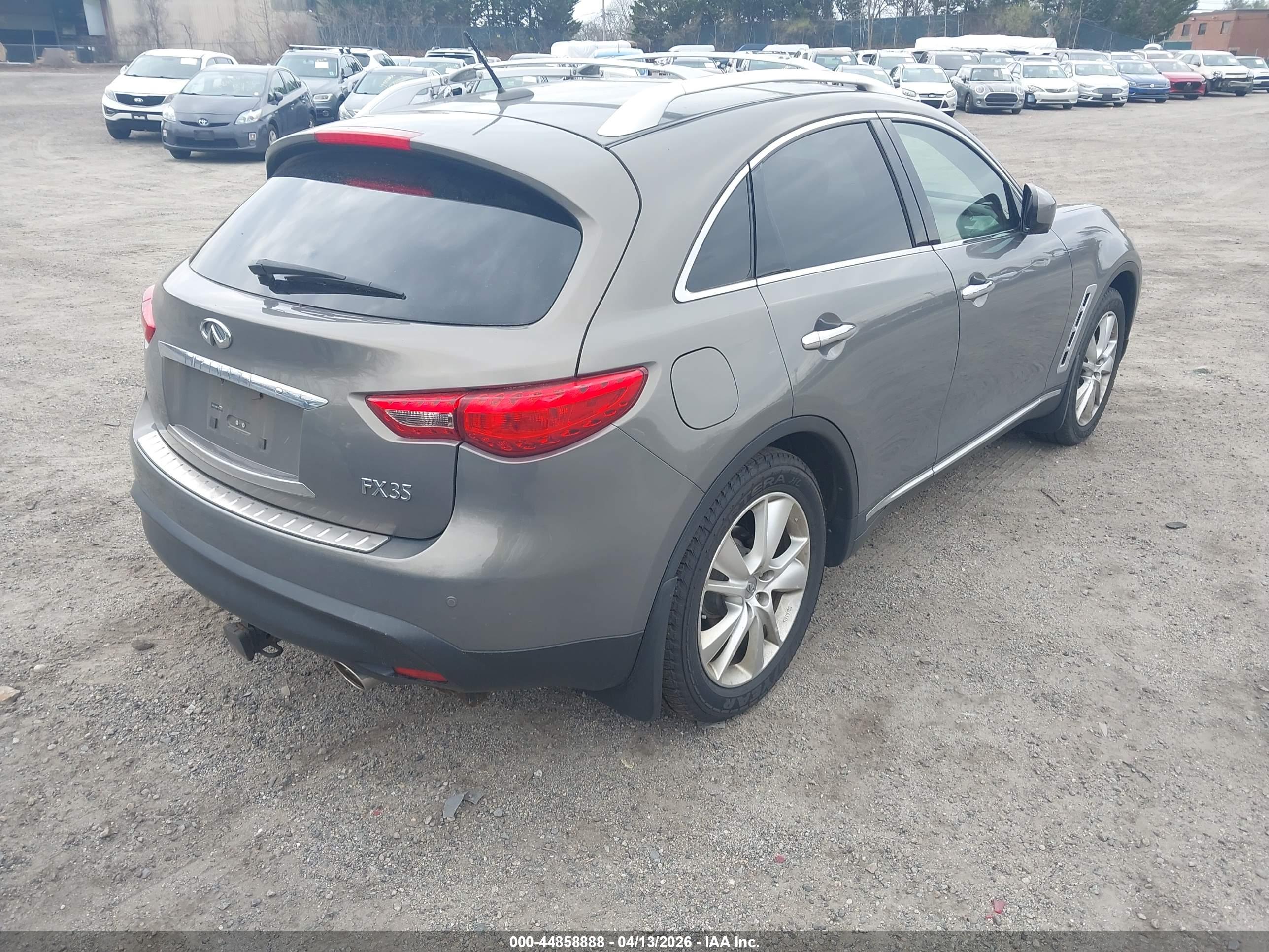 INFINITI FX35 image 4