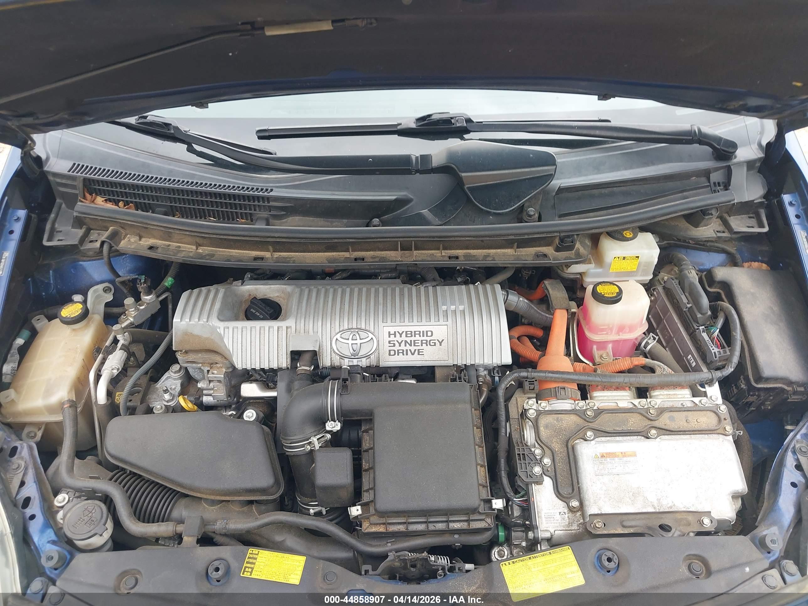 TOYOTA PRIUS image 10