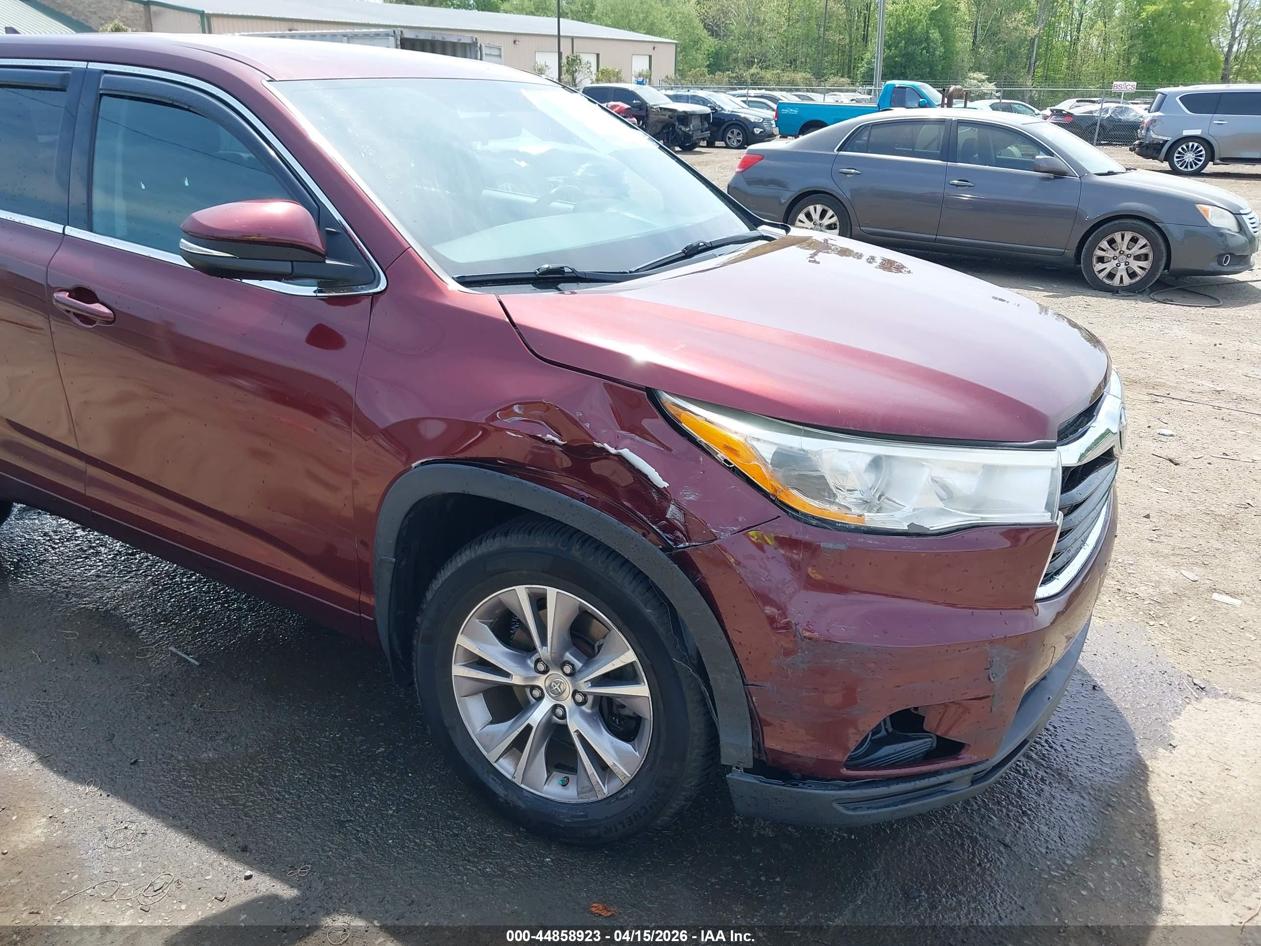 TOYOTA HIGHLANDER image 6