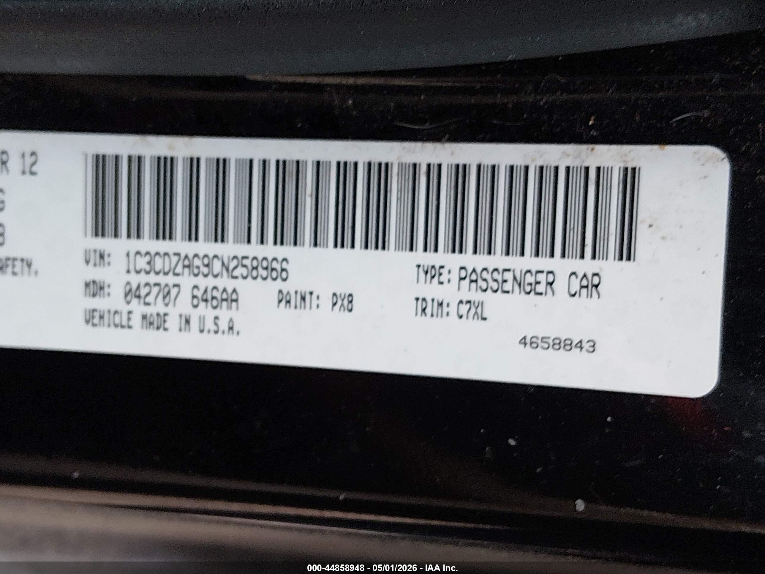 DODGE AVENGER image 9