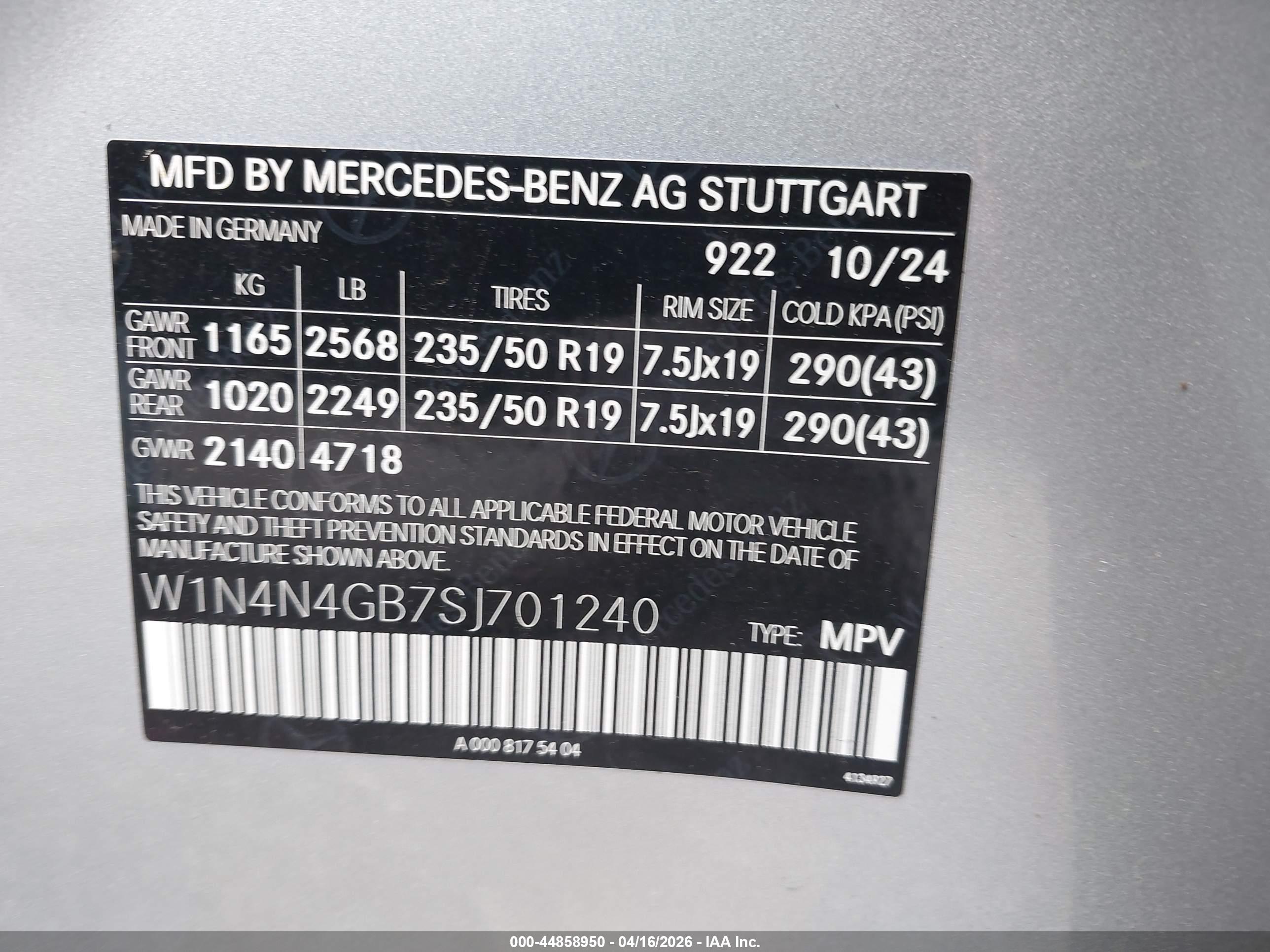 MERCEDES-BENZ GLA image 9