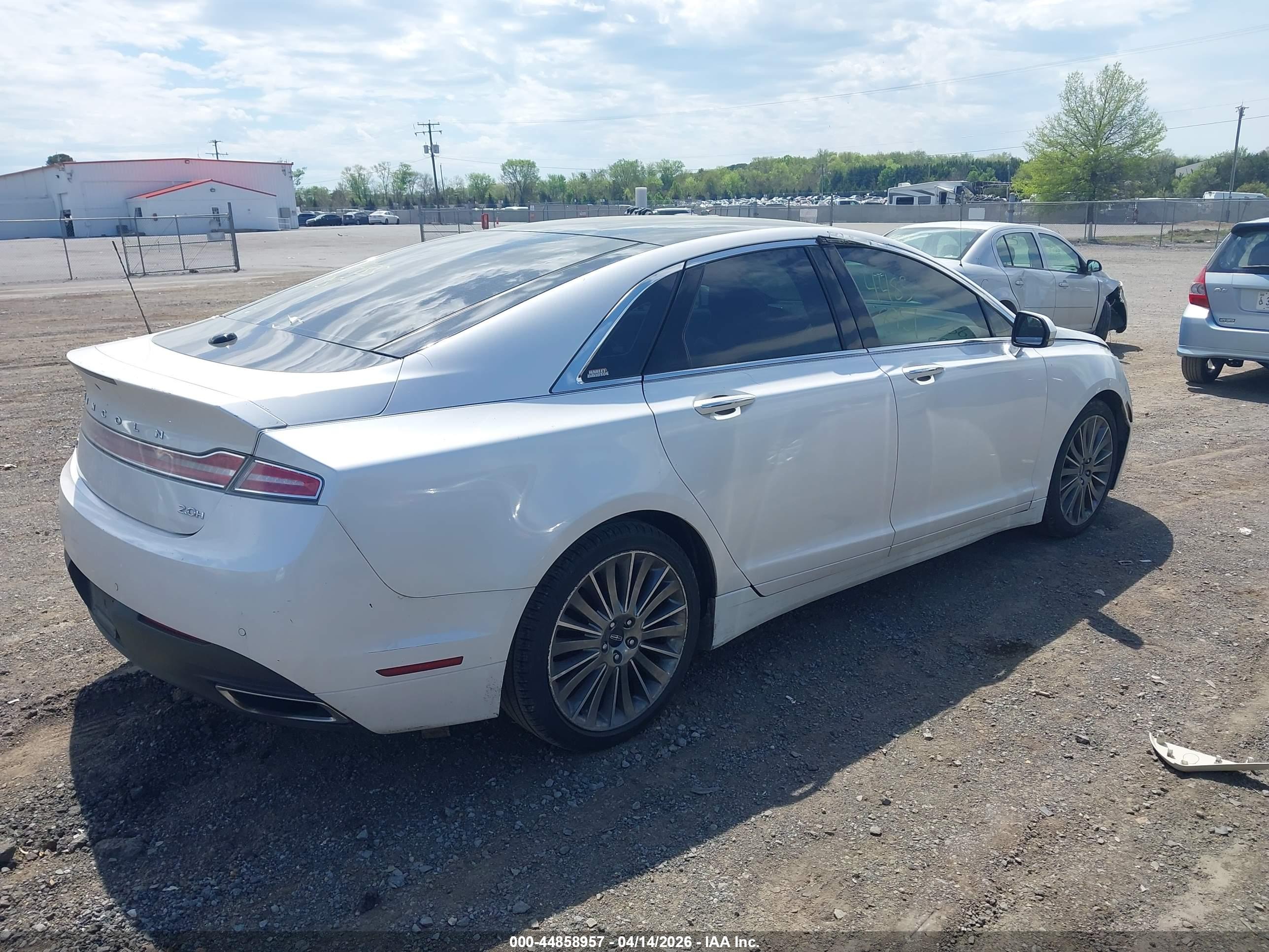 LINCOLN MKZ image 4