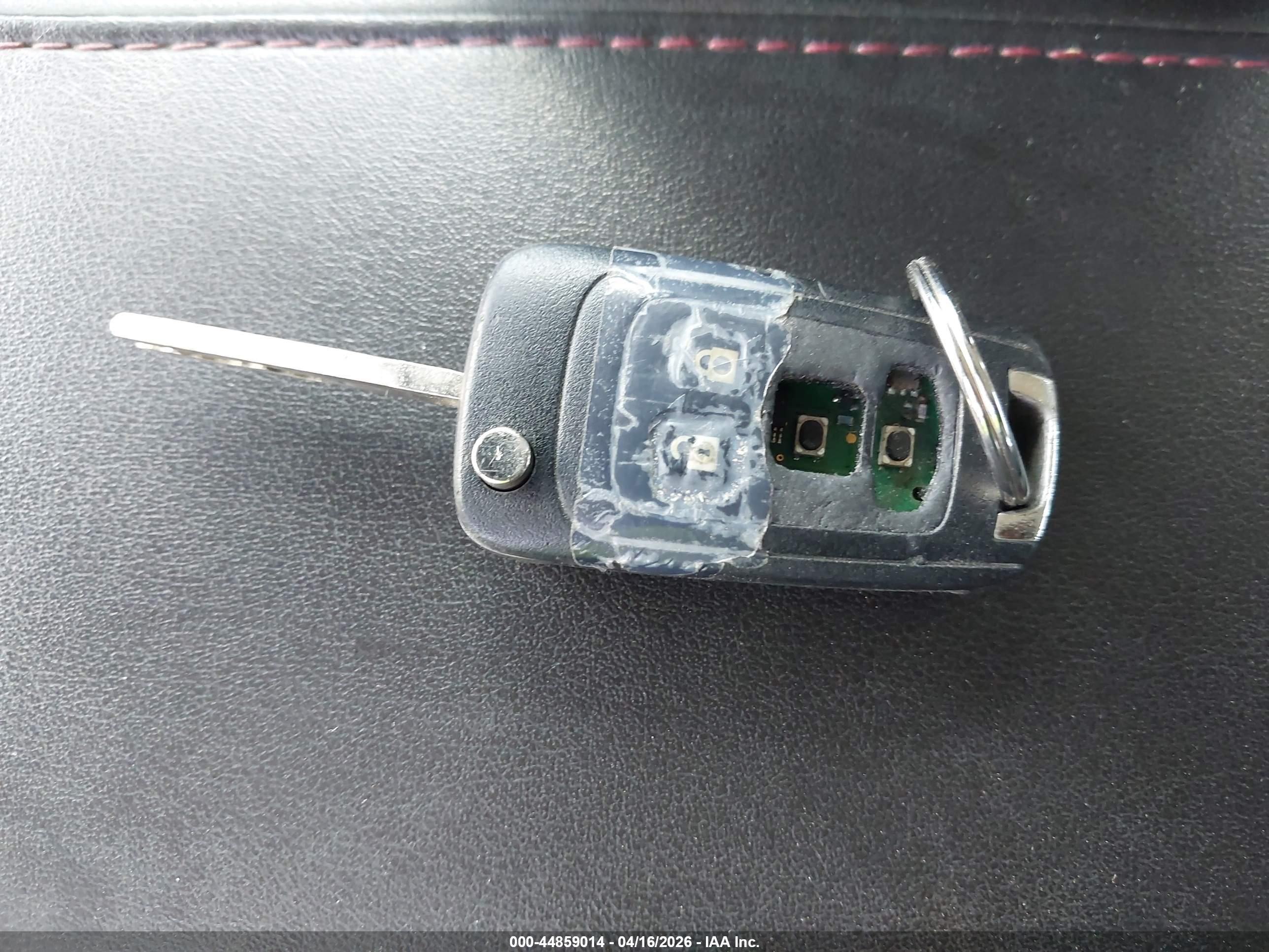CHEVROLET EQUINOX image 11
