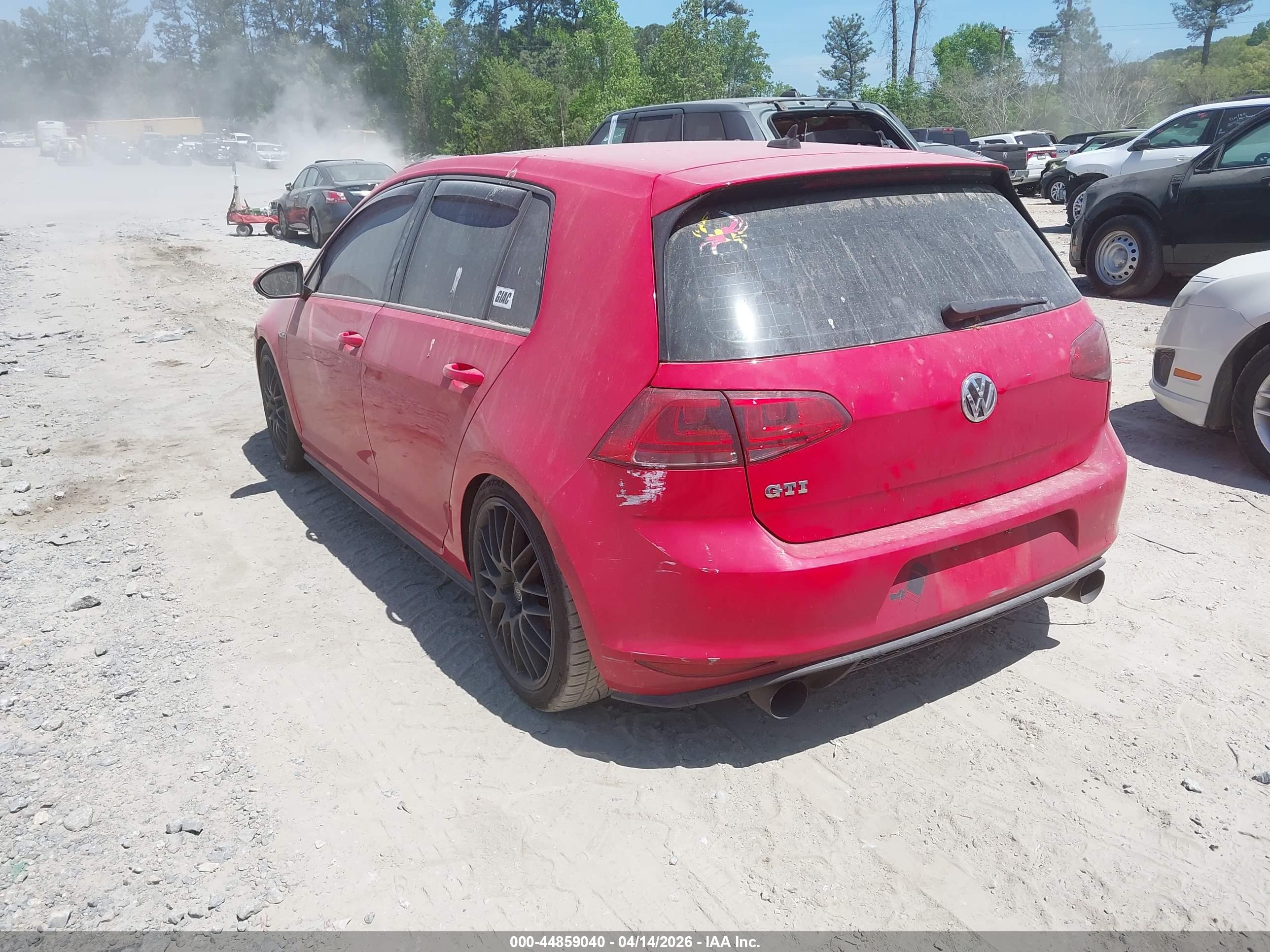 VOLKSWAGEN GOLF image 3