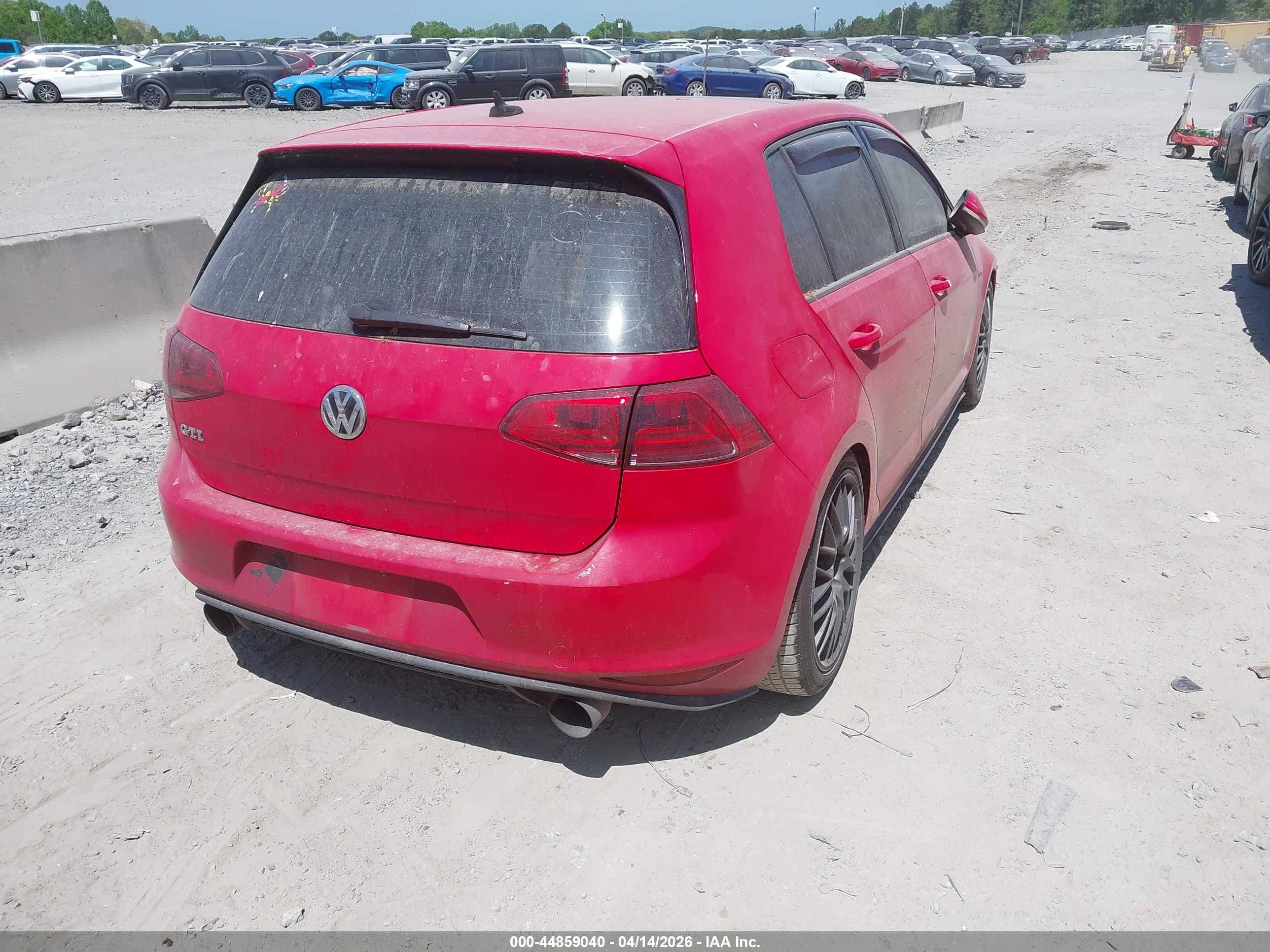 VOLKSWAGEN GOLF image 4