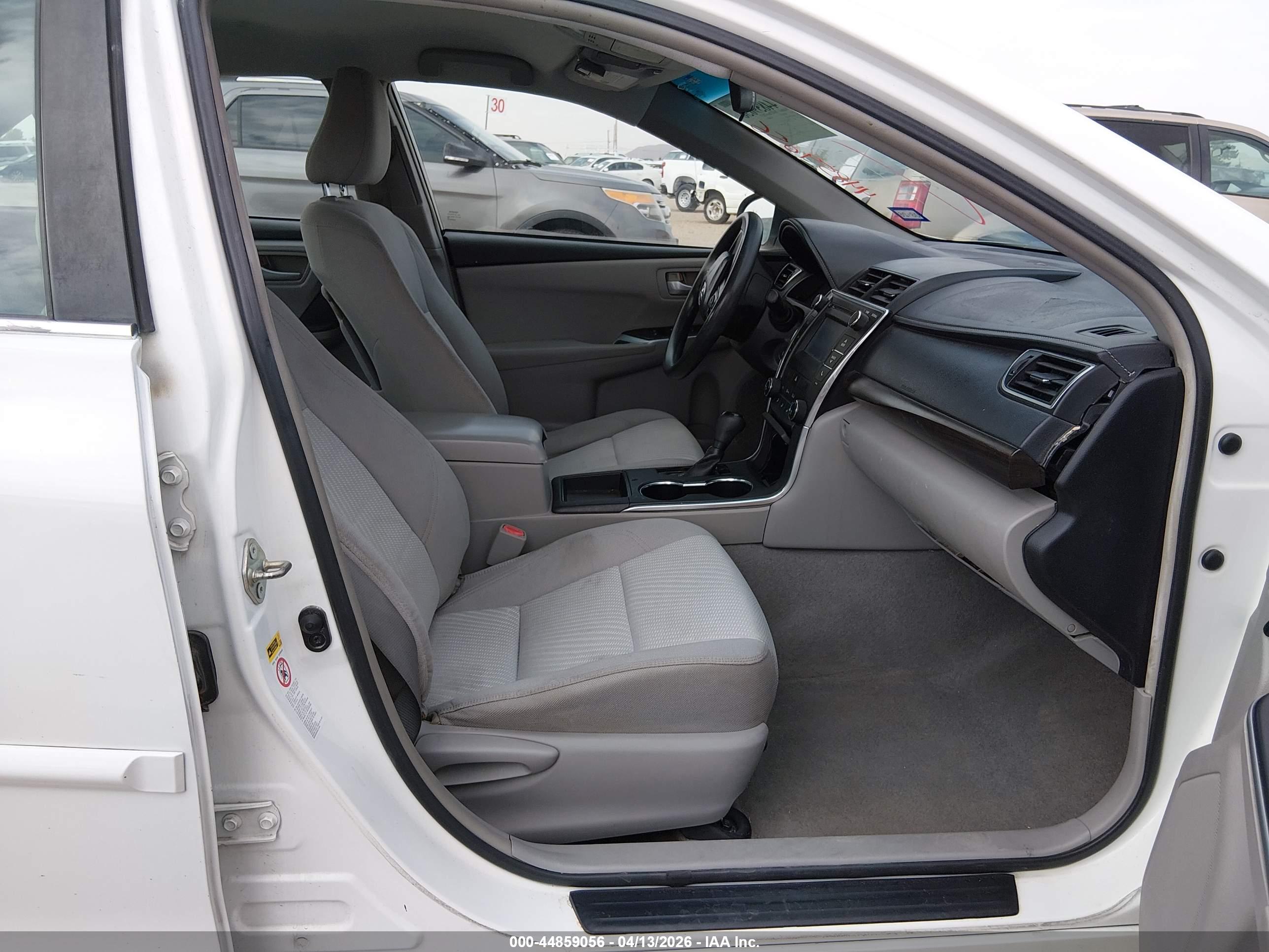 TOYOTA CAMRY image 5