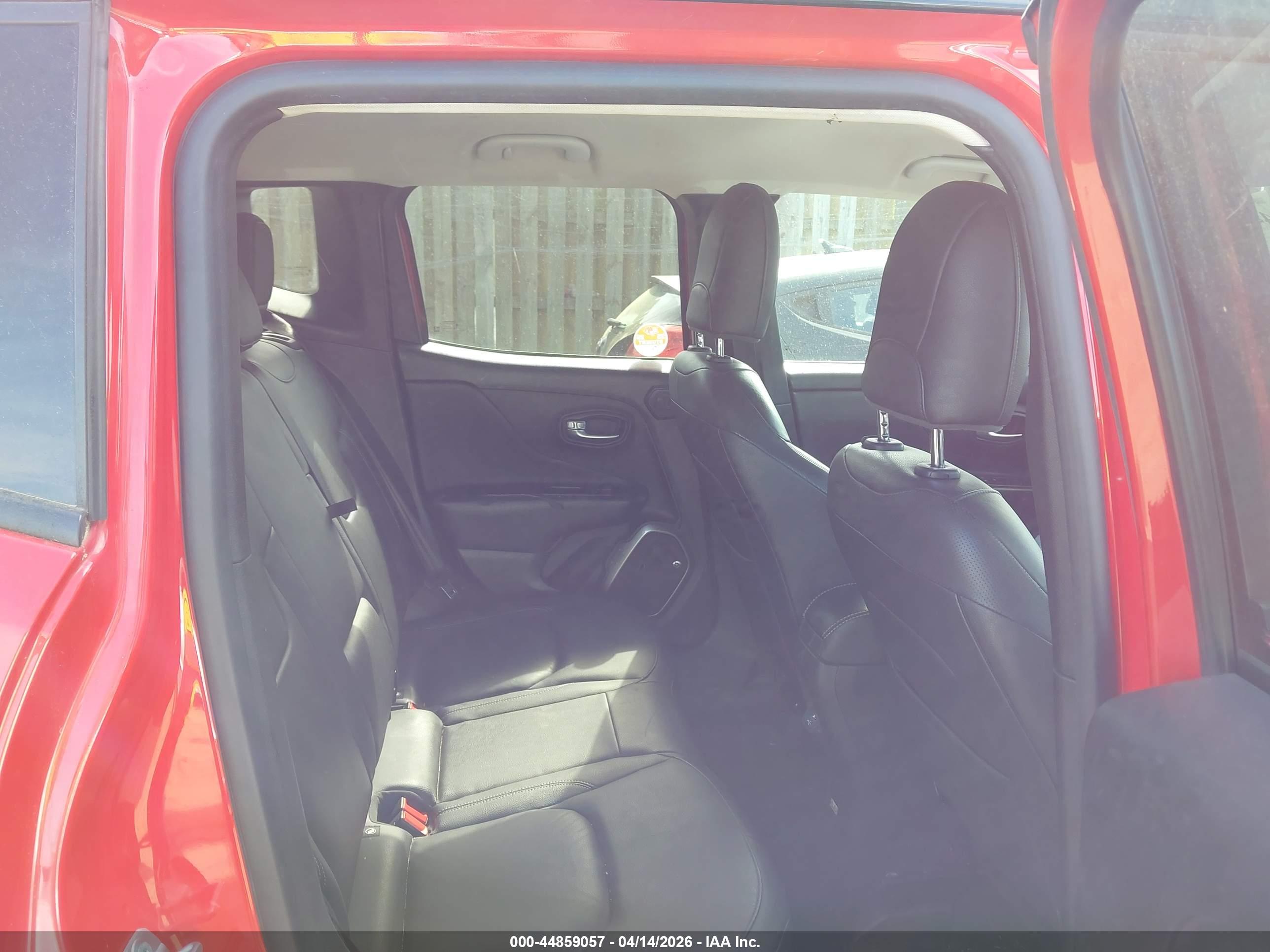 JEEP RENEGADE image 8