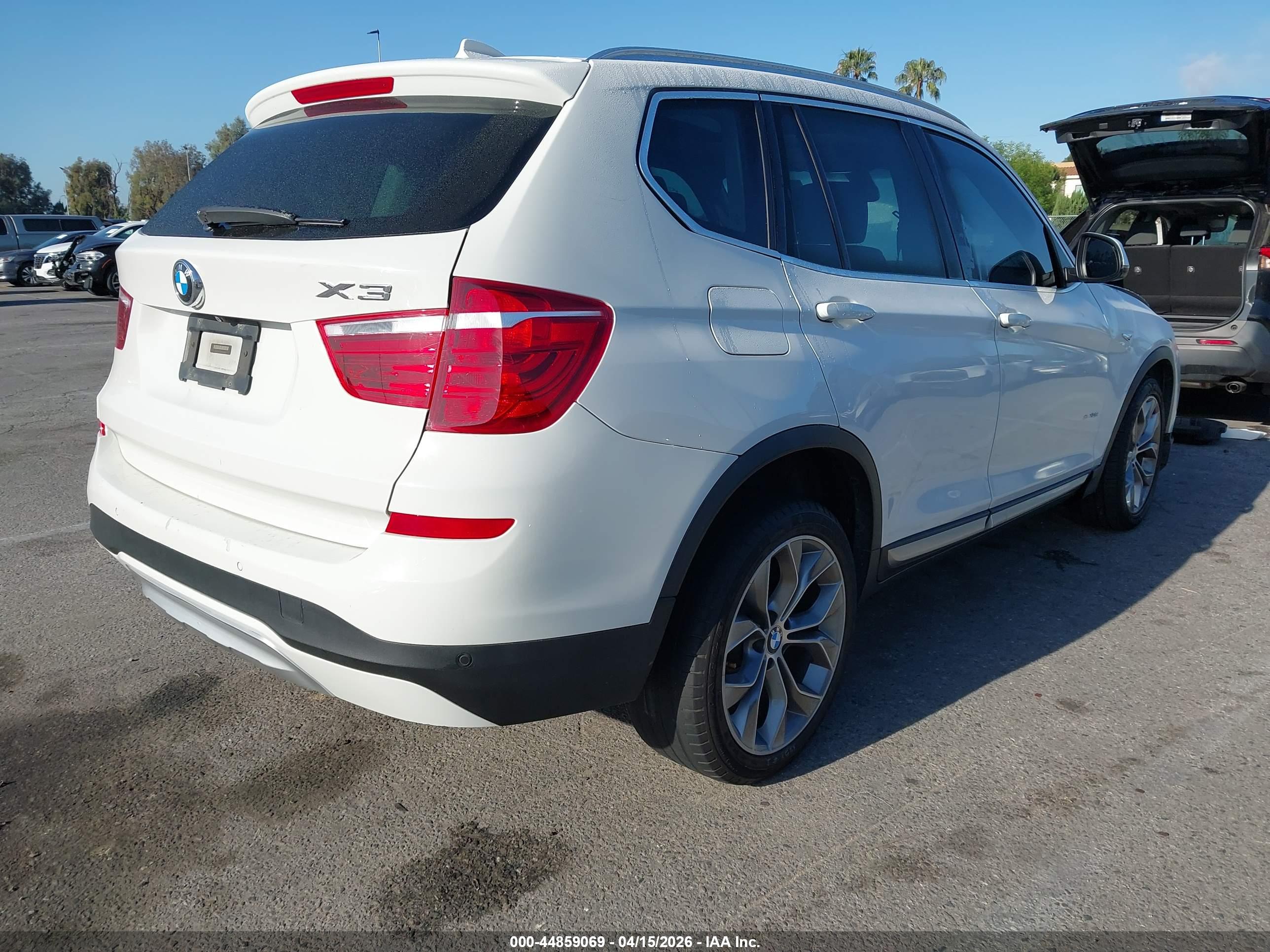 BMW X3 image 4