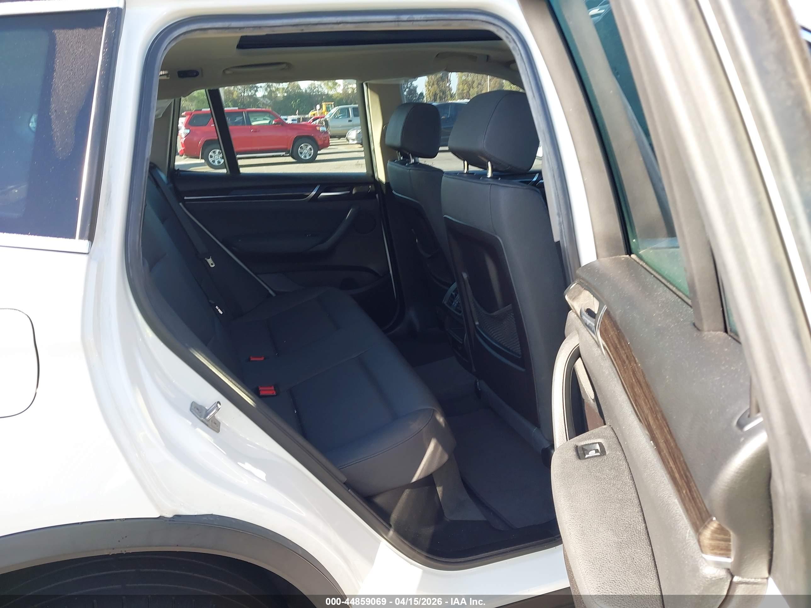 BMW X3 image 8