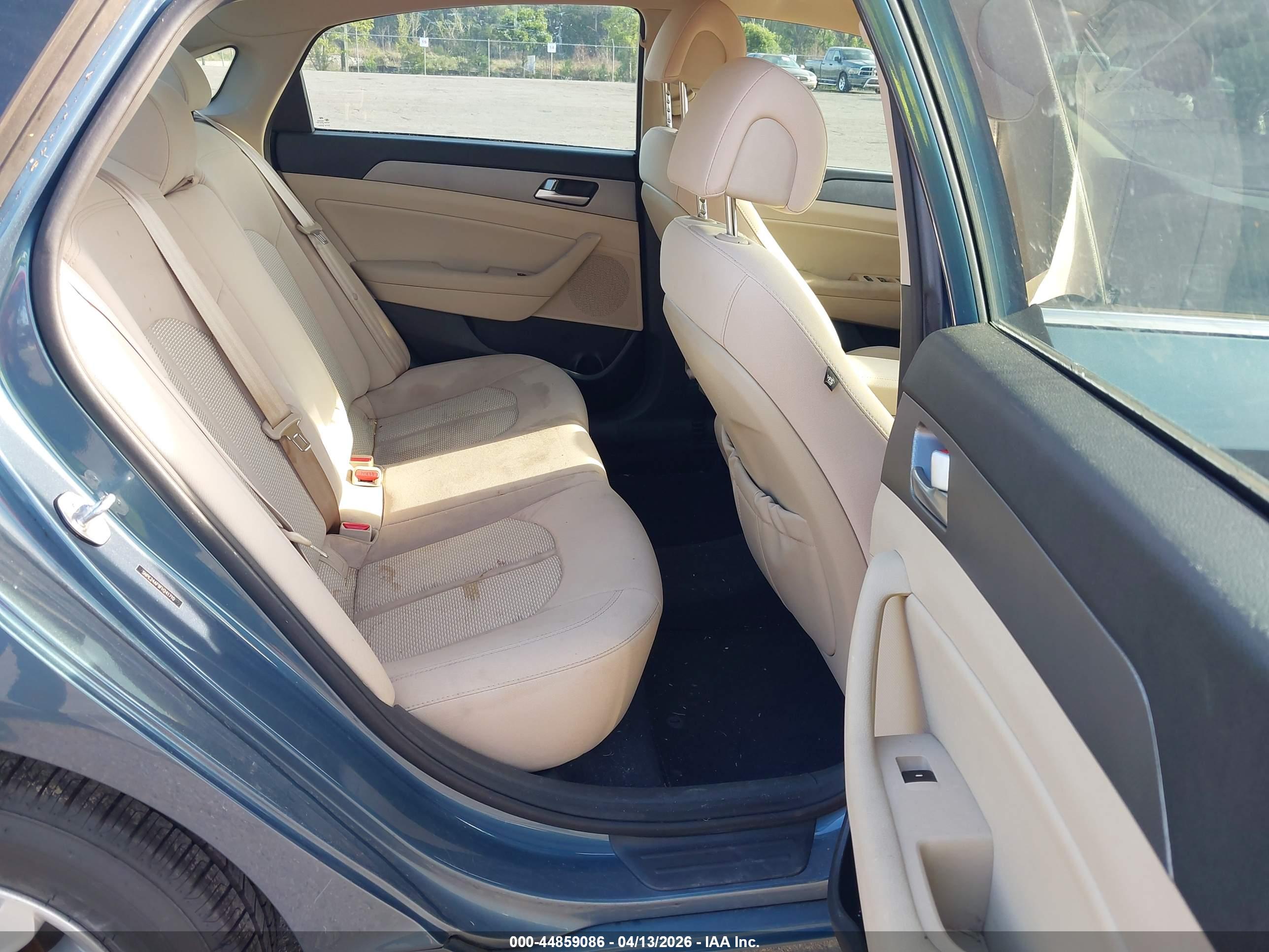 HYUNDAI SONATA image 8