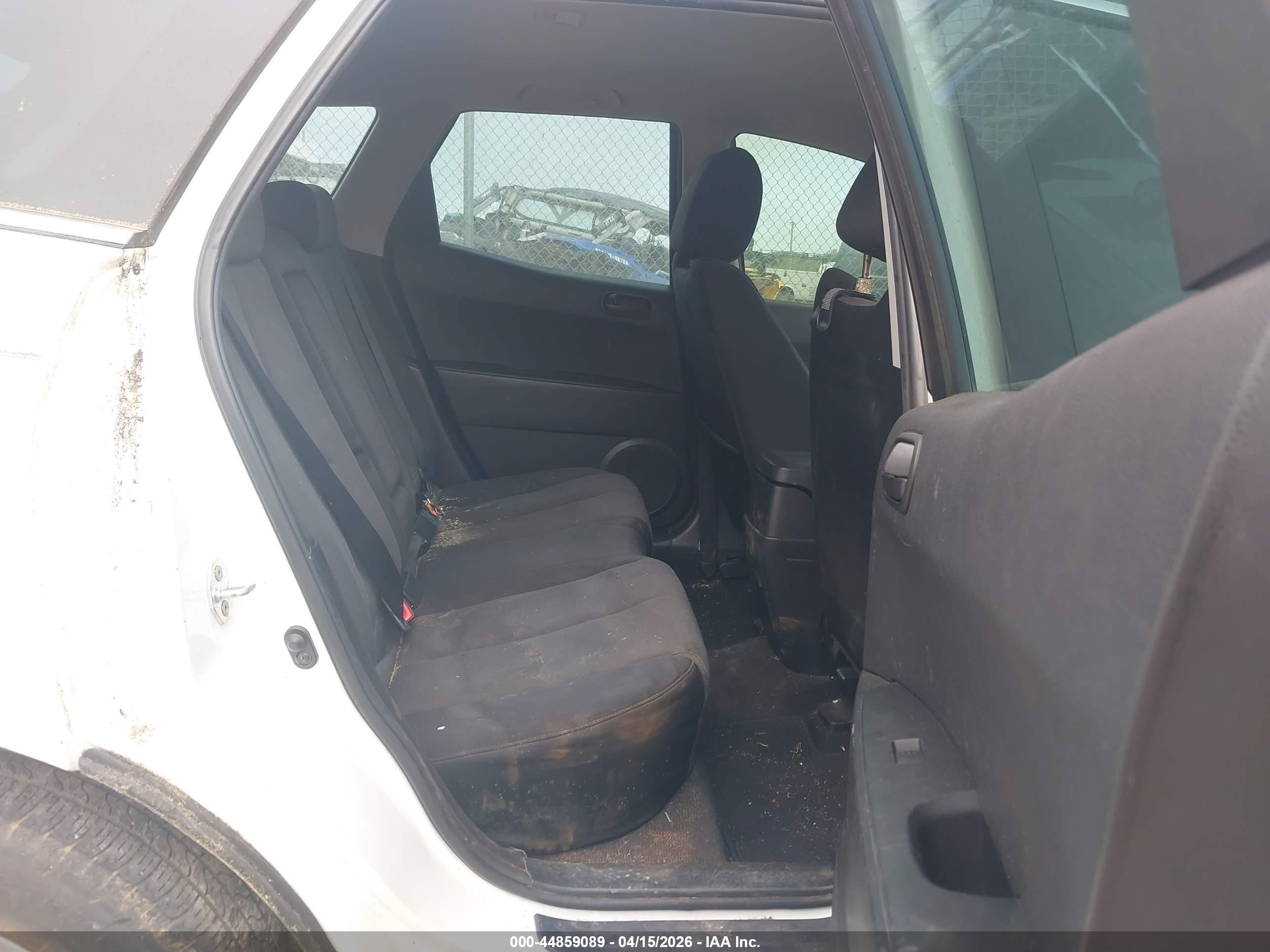 MAZDA CX-7 image 8