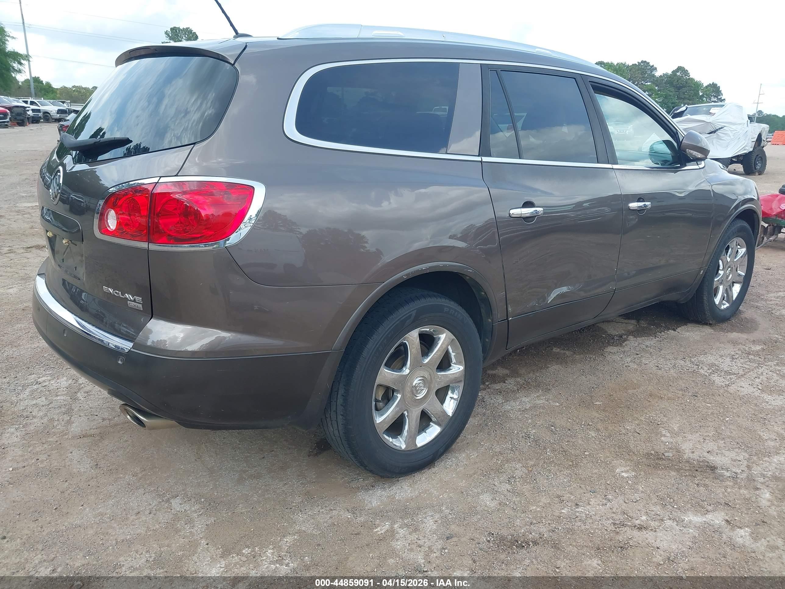 BUICK ENCLAVE image 4