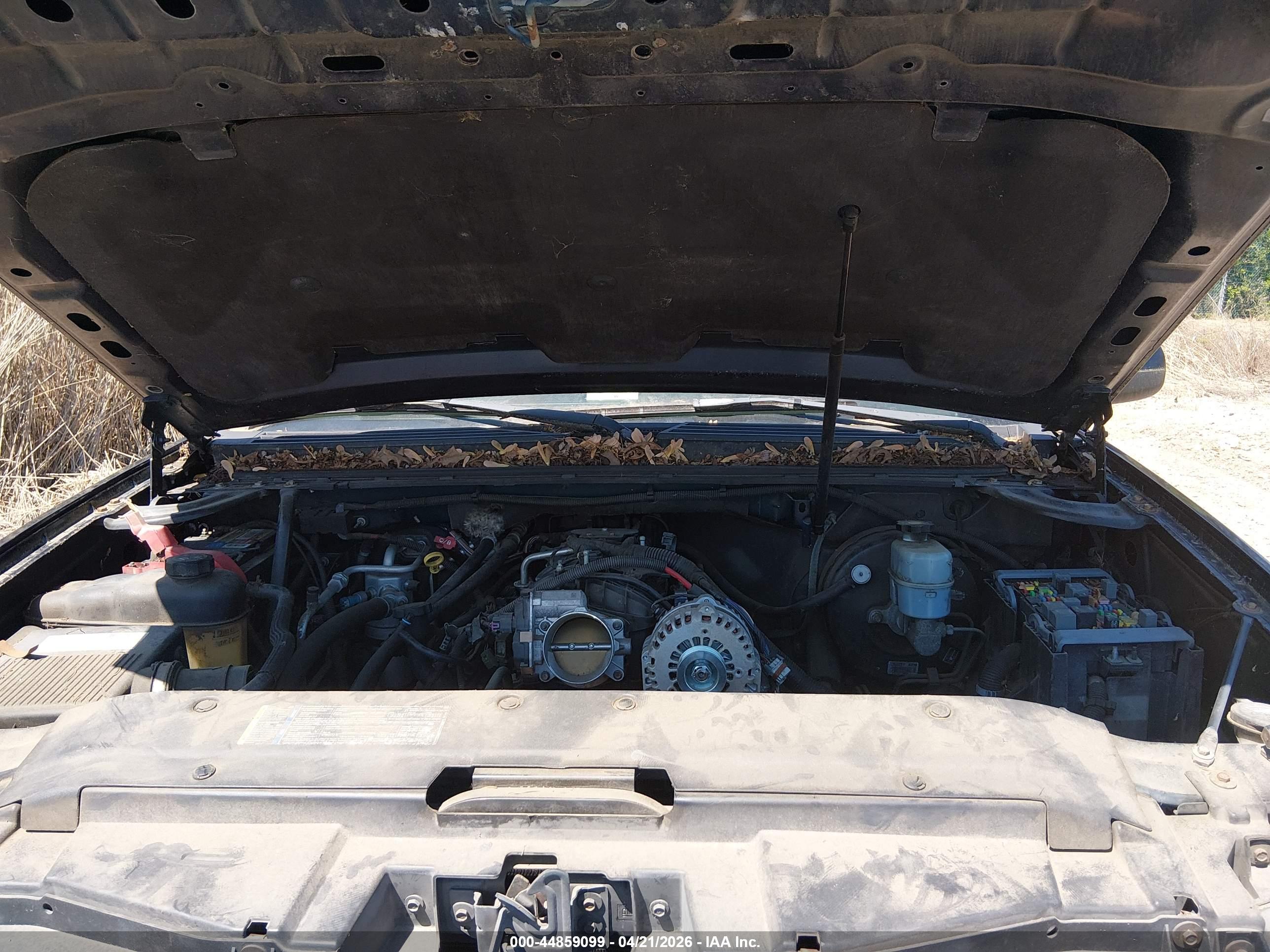 CHEVROLET TAHOE image 10
