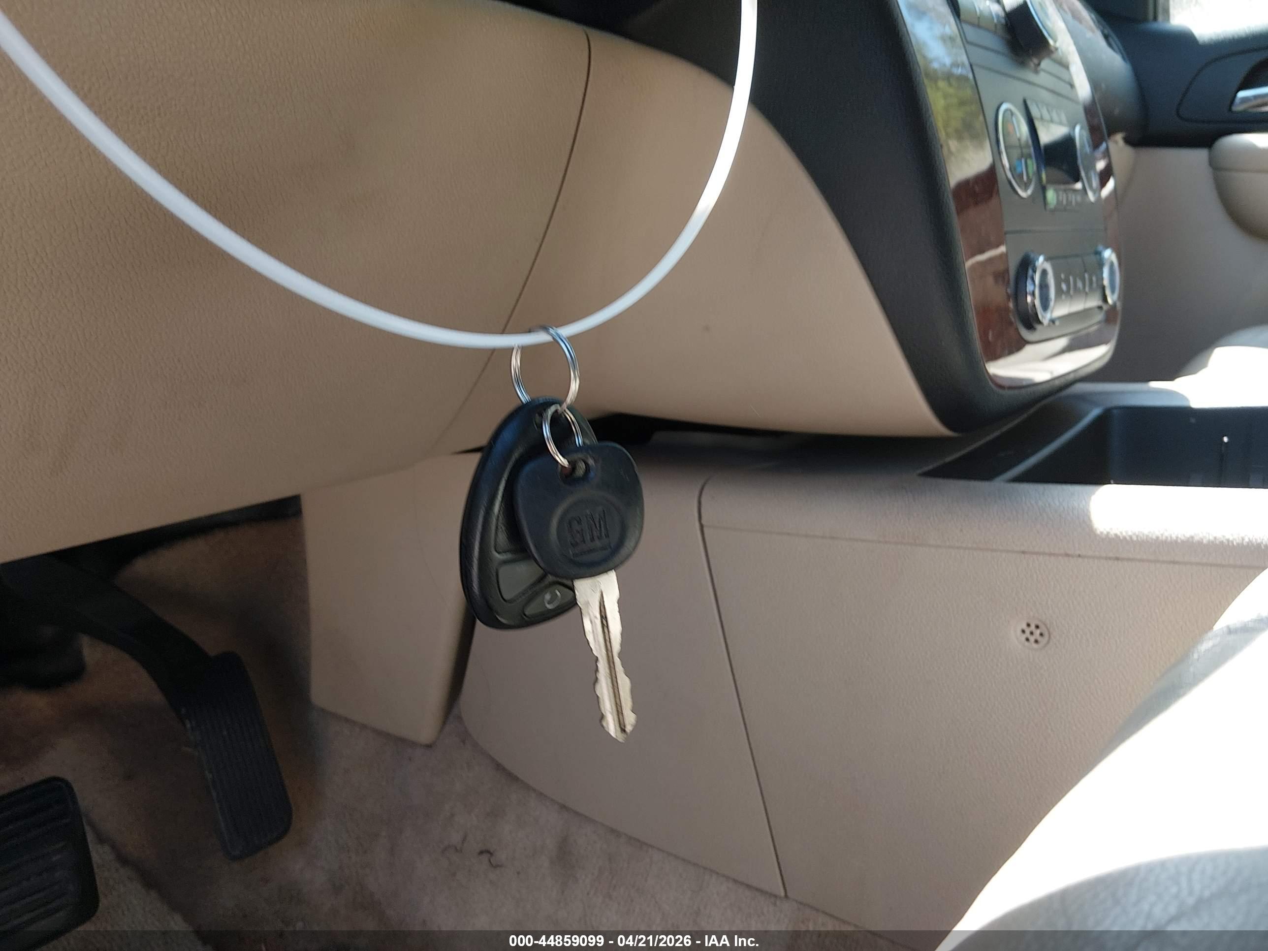CHEVROLET TAHOE image 11